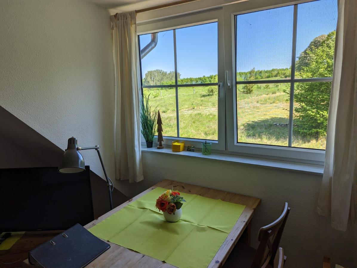 Studio Apartment,1398092537:JPEG