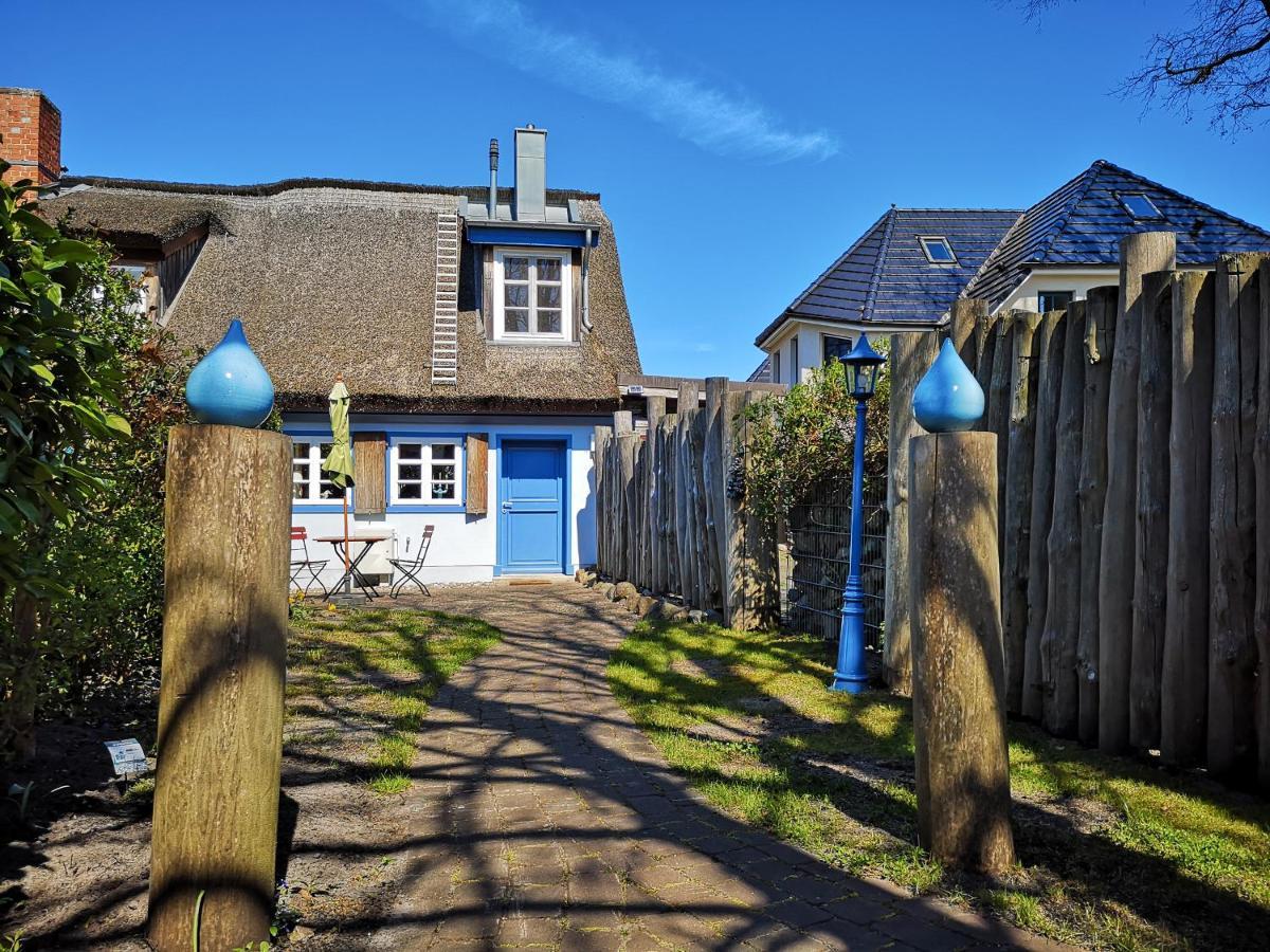 Holiday Home,848300438:JPEG