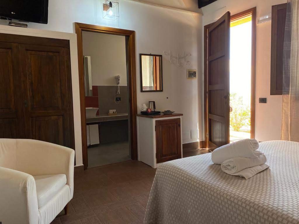 Double or Twin Room,1218457081:JPEG