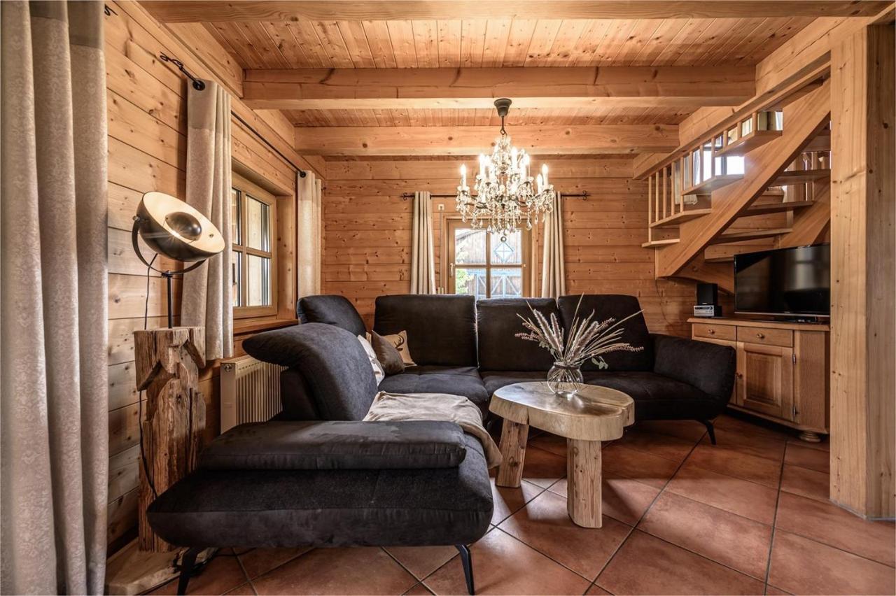 Chalet,1401641678:JPEG