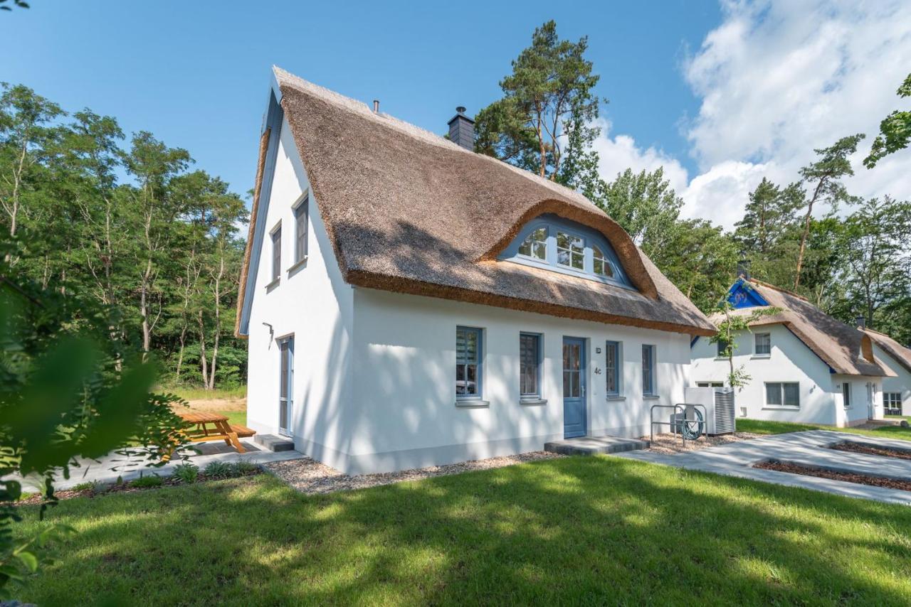 Three-Bedroom House,1577216006:JPEG