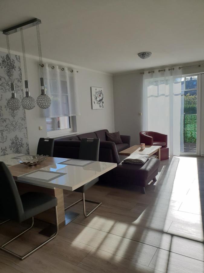 Two-Bedroom House,1464974947:JPEG