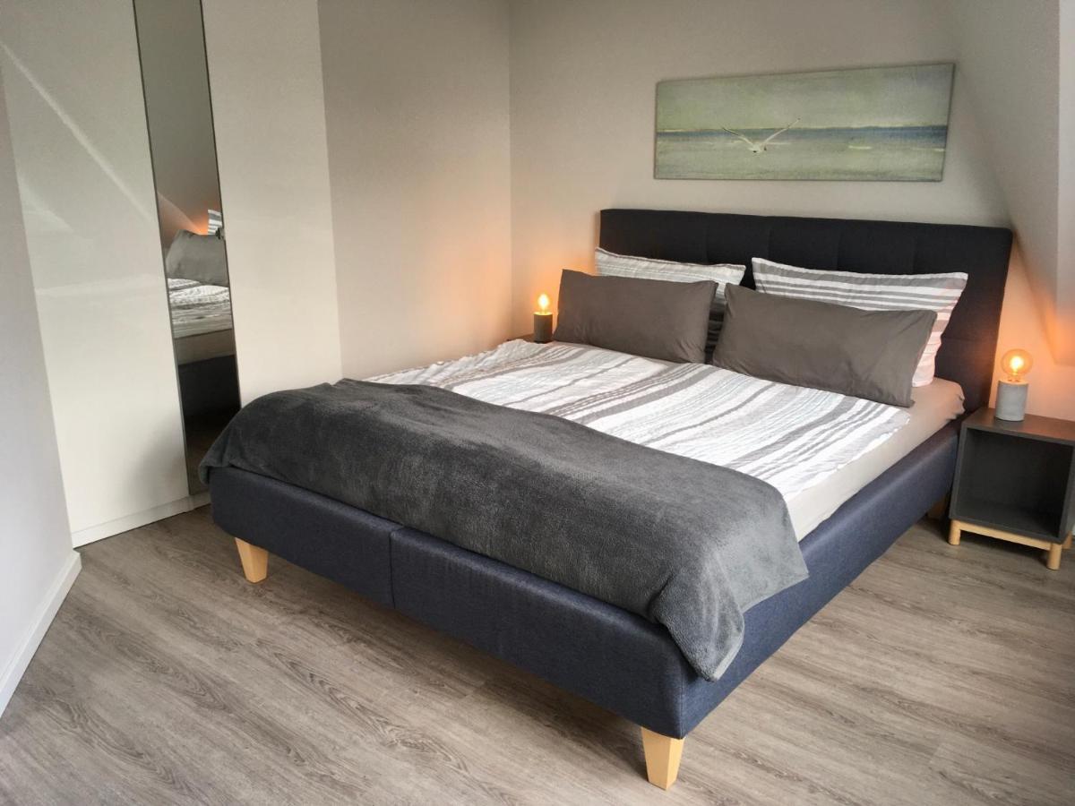 Three-Bedroom House,1477999750:JPEG