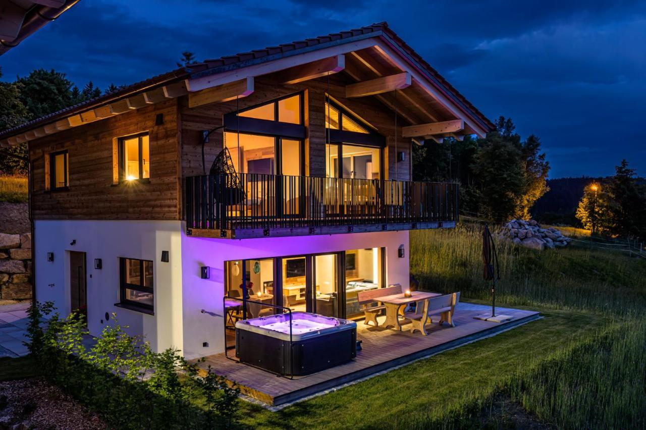 Three-Bedroom Chalet,1480800065:JPEG