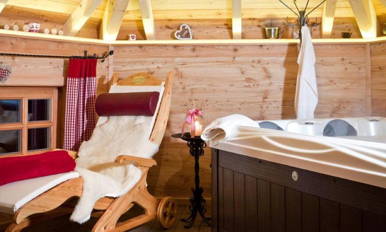 One-Bedroom Chalet,1582975805:JPEG