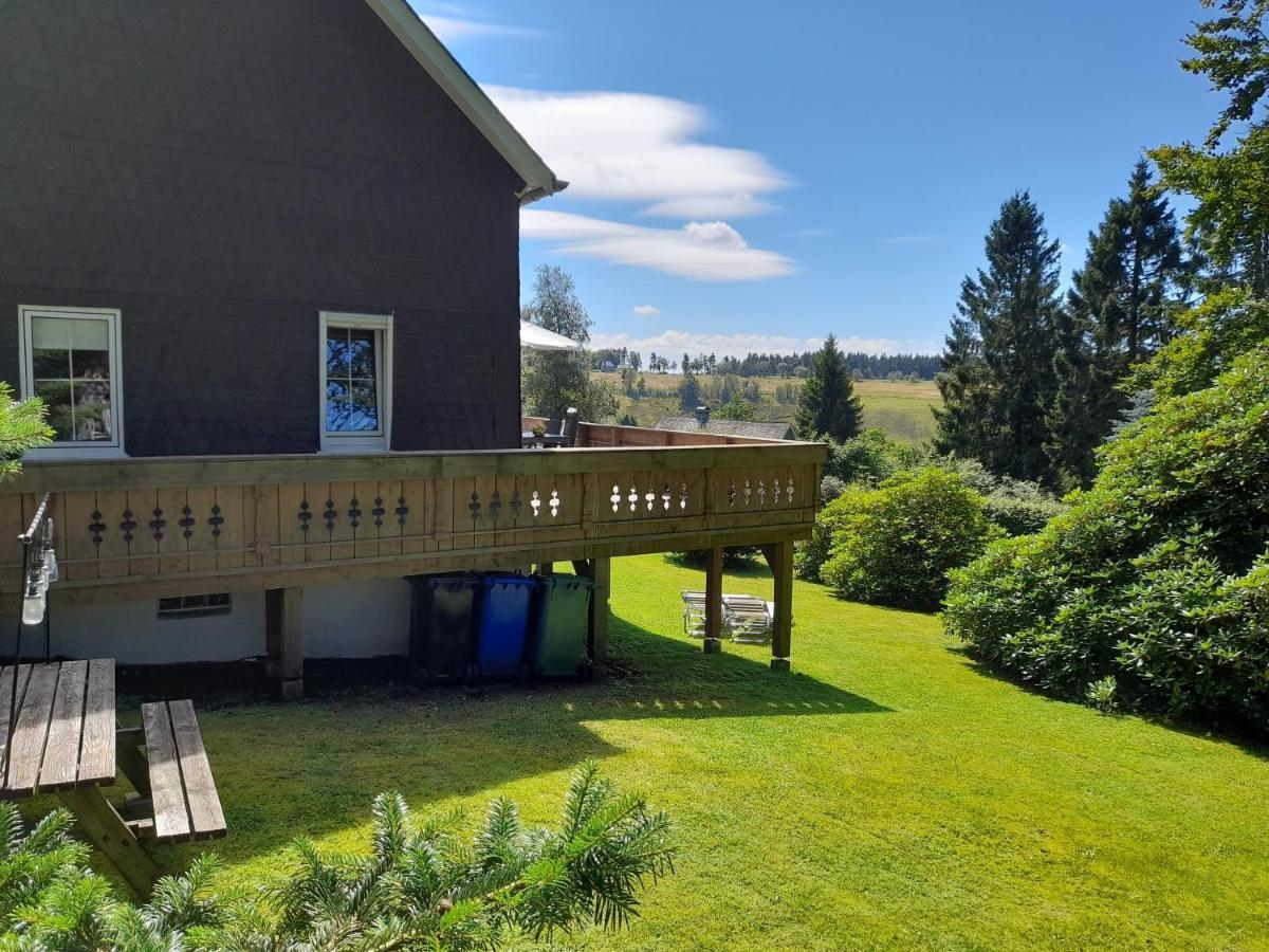 Three-Bedroom House,1485643192:JPEG