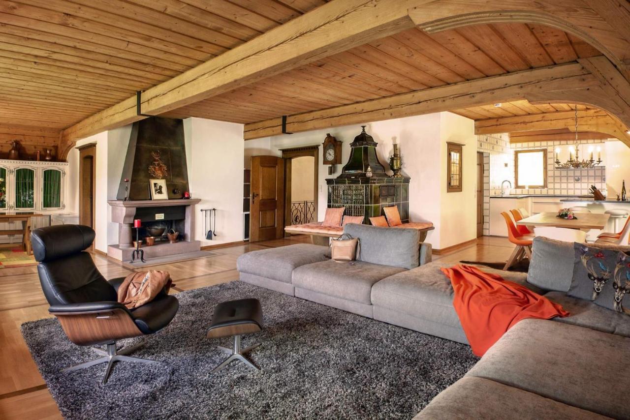 Holiday Home,1496981533:JPEG