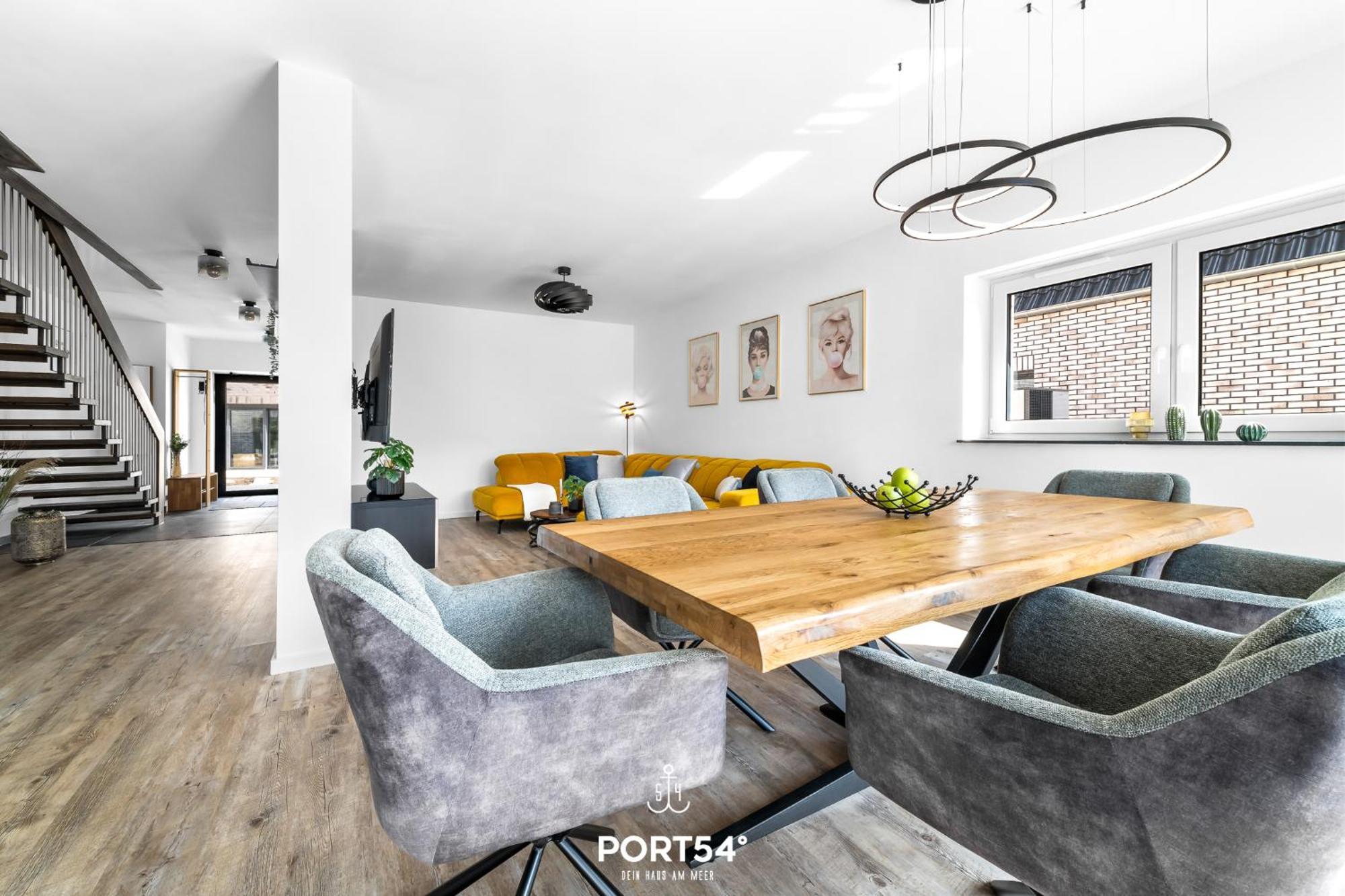 Holiday Home,1505958571:JPEG