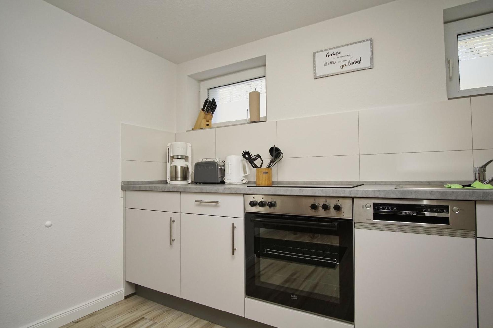 Holiday Home,1507623166:JPEG