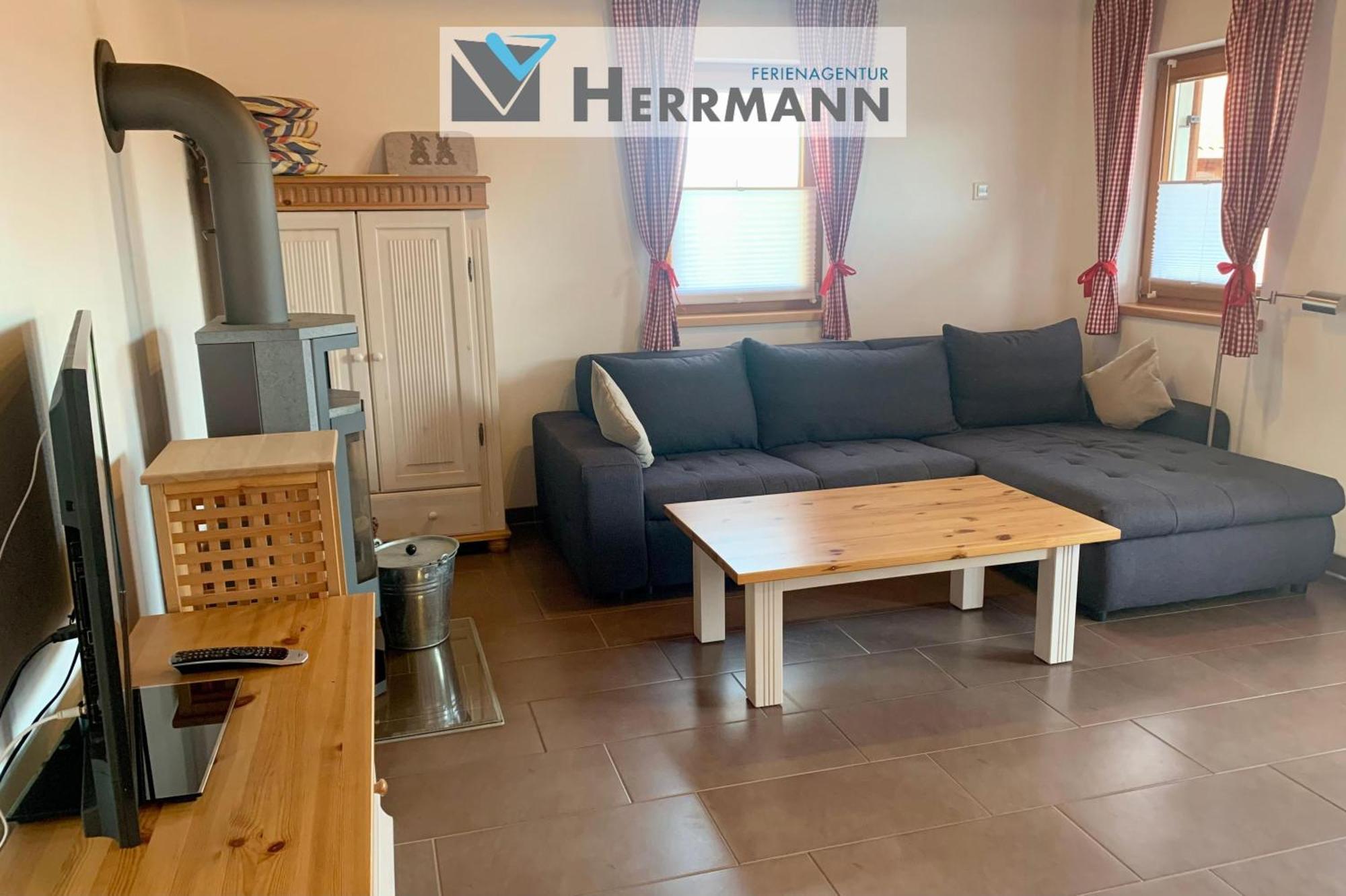 Holiday Home,1509353371:JPEG