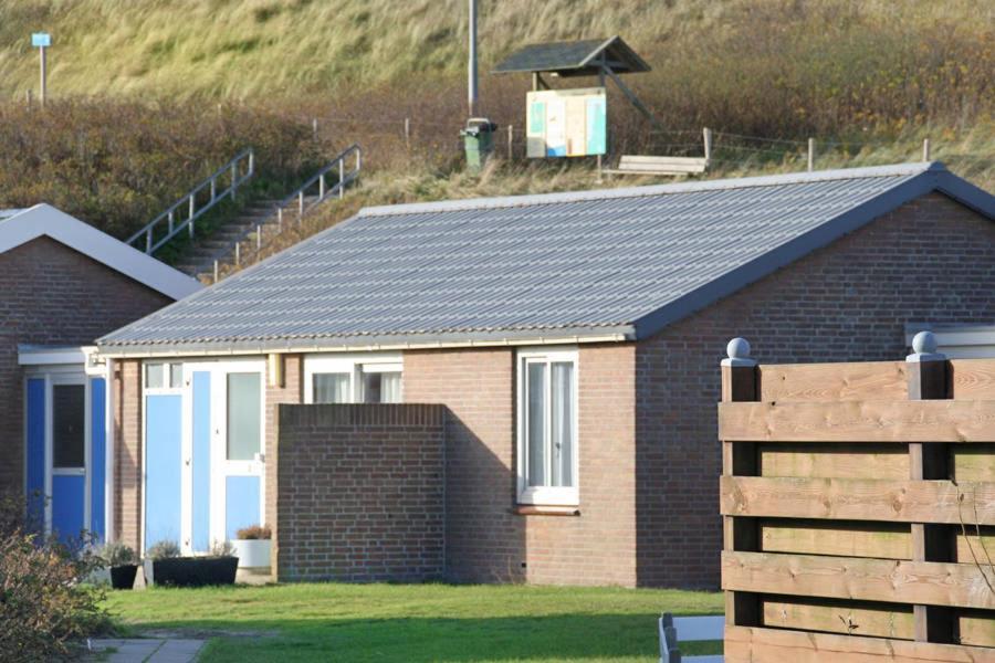 Three-Bedroom House,1565937457:JPEG