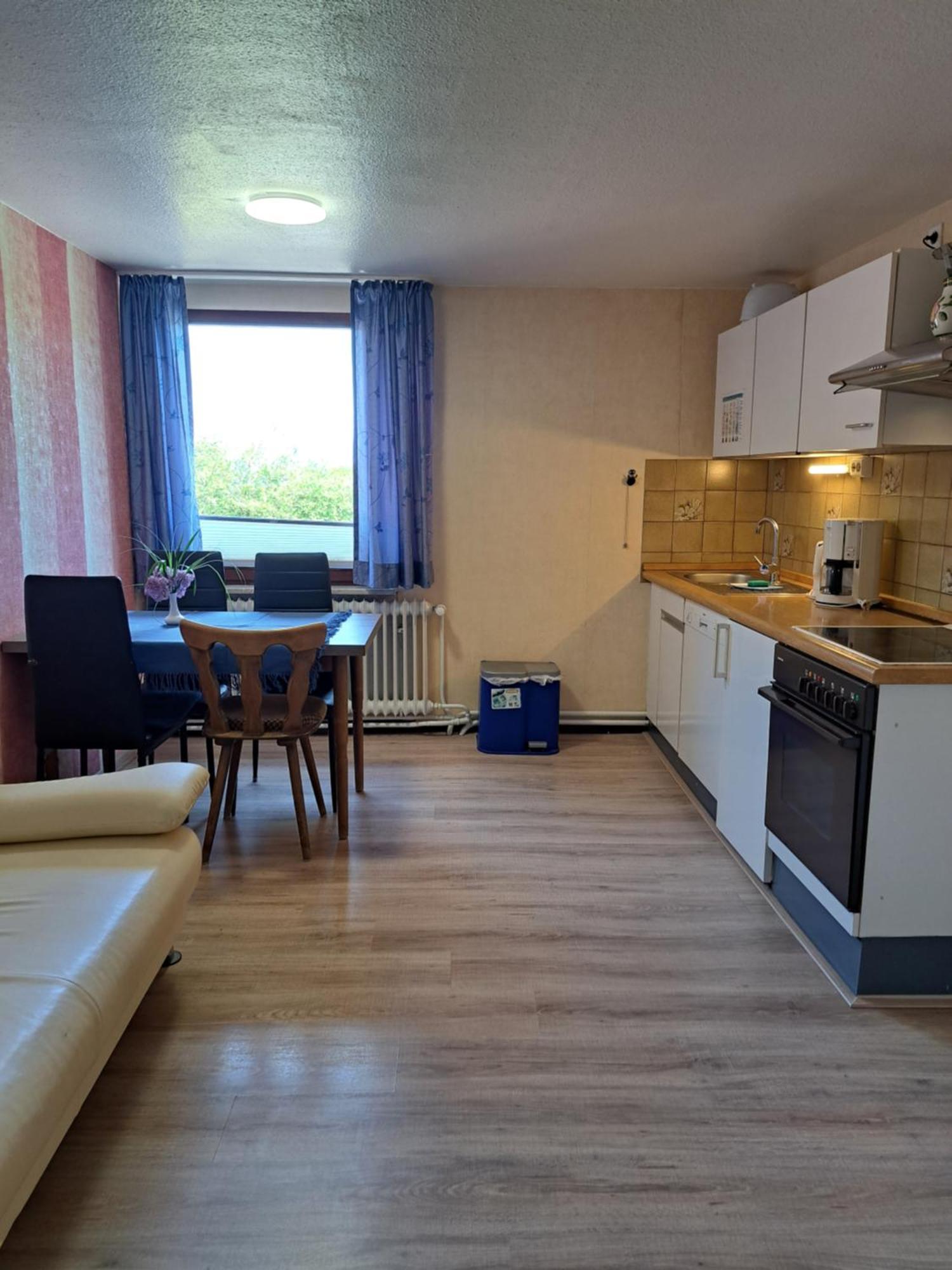 Two-Bedroom Apartment with Shower,1520176420:JPEG