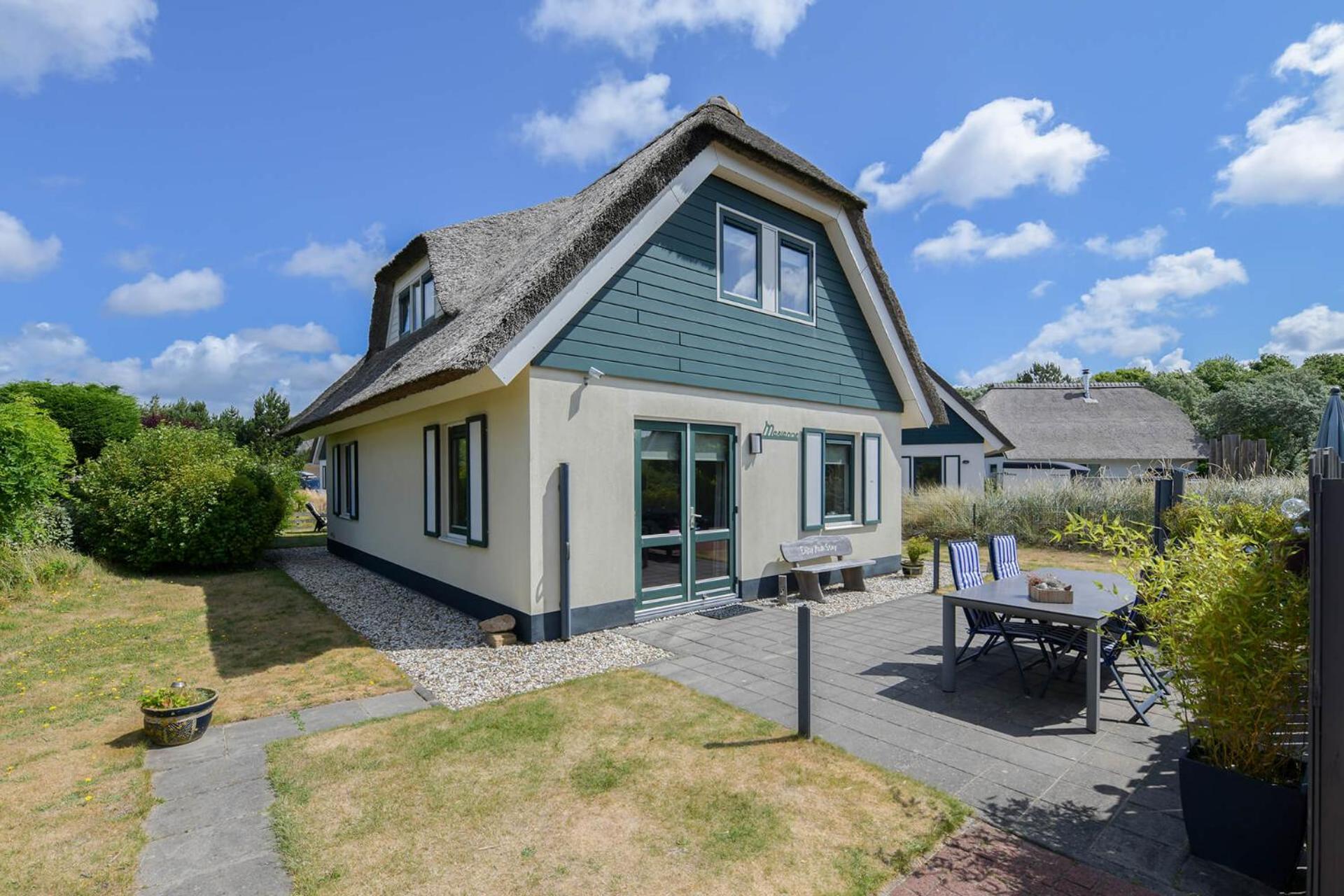 Three-Bedroom House,1520934922:JPEG