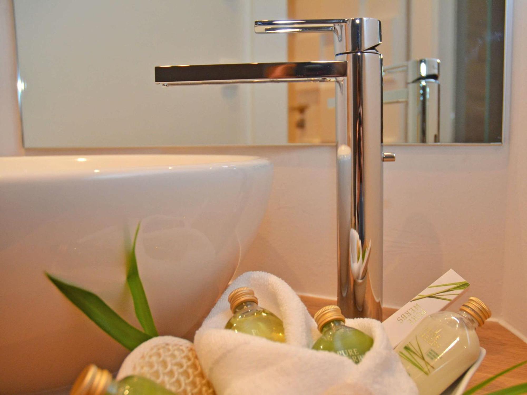 Apartment with Terrace,1523991877:JPEG