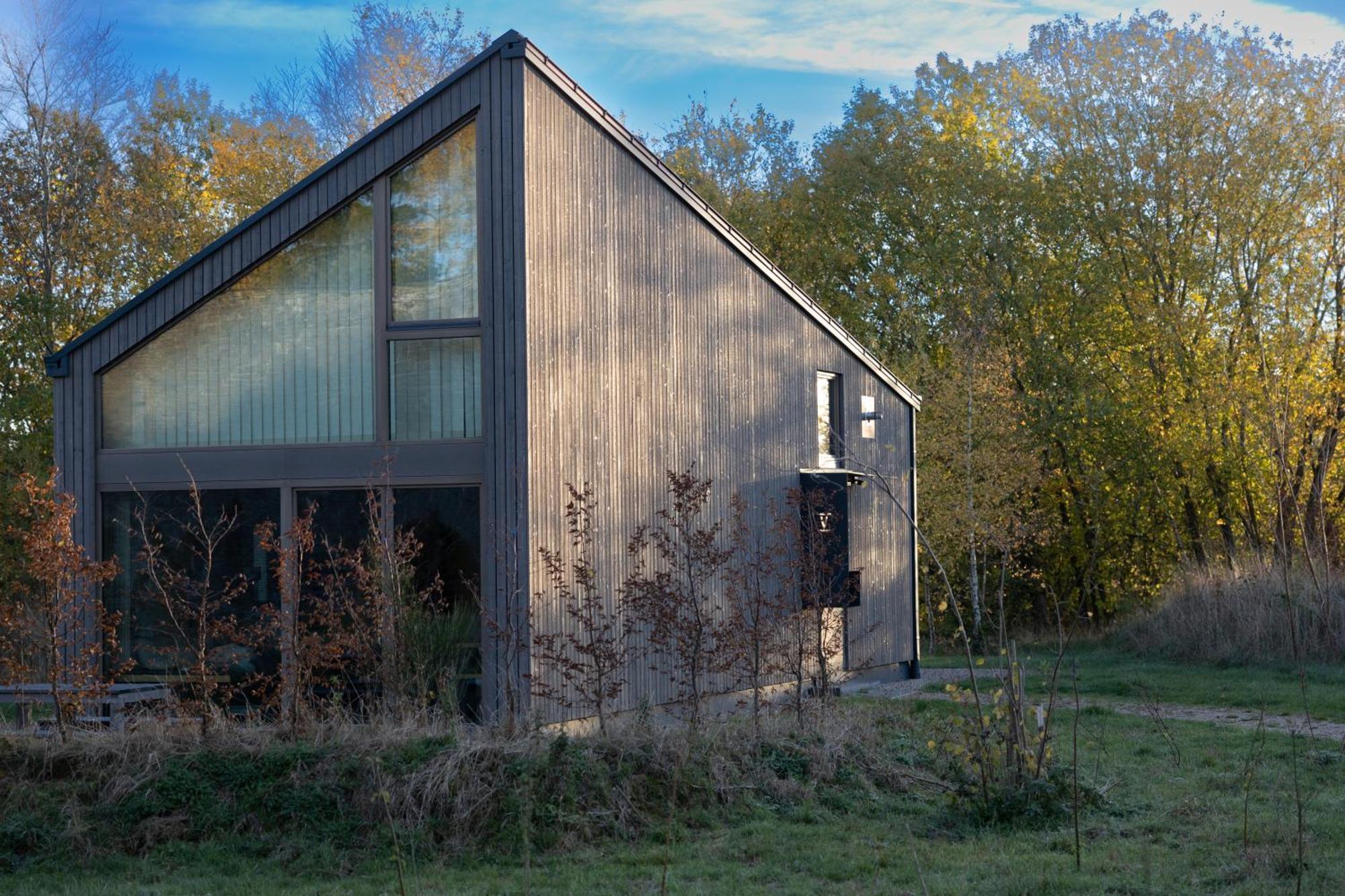 One-Bedroom House,1524287089:JPEG