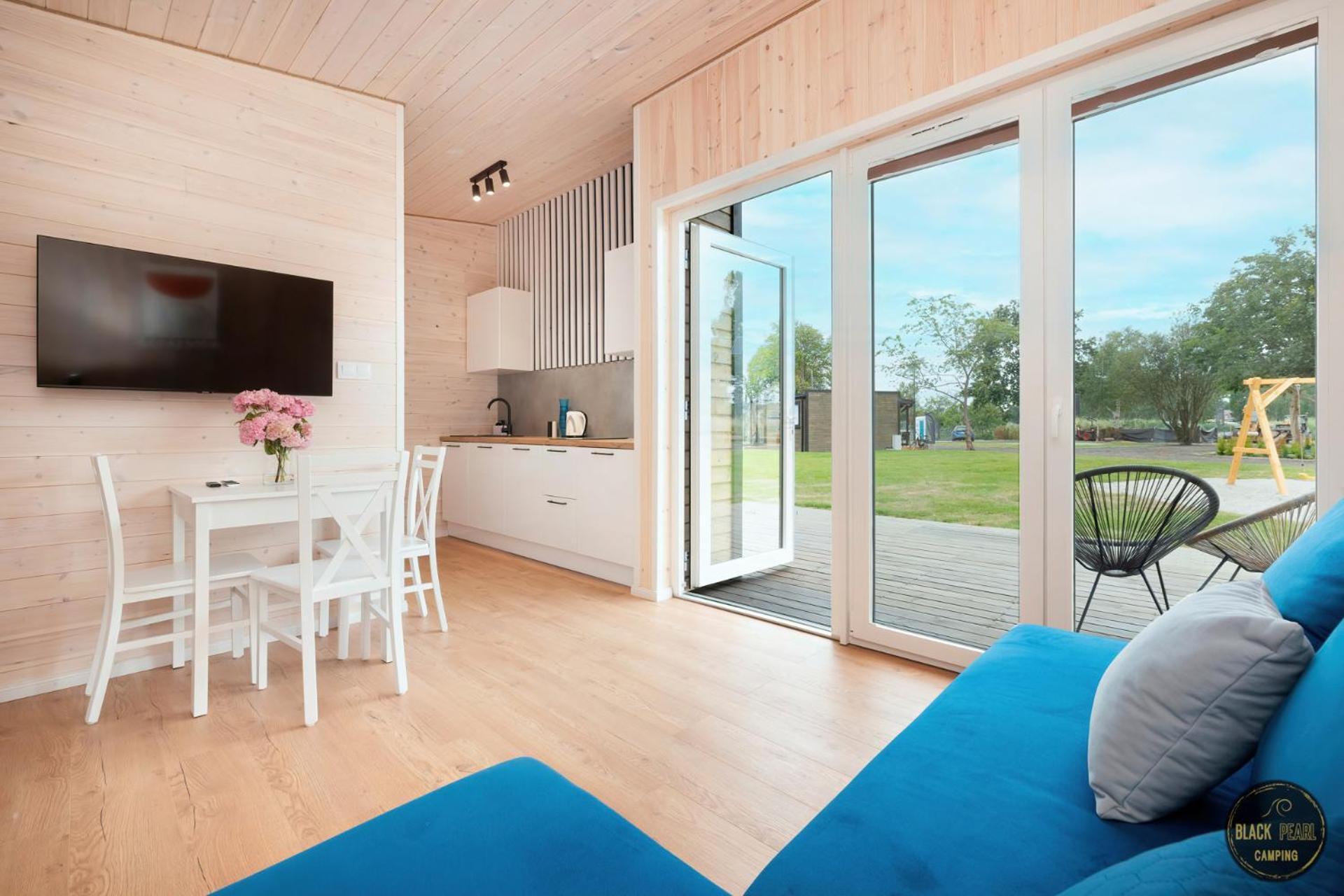 Two-Bedroom House,1429658014:JPEG