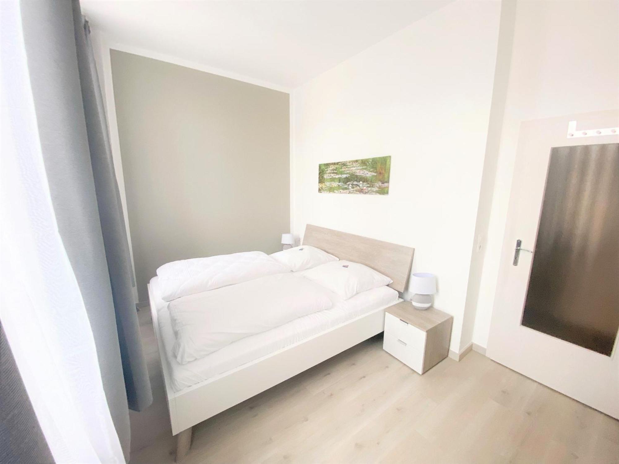 One-Bedroom Apartment,1532644246:JPEG