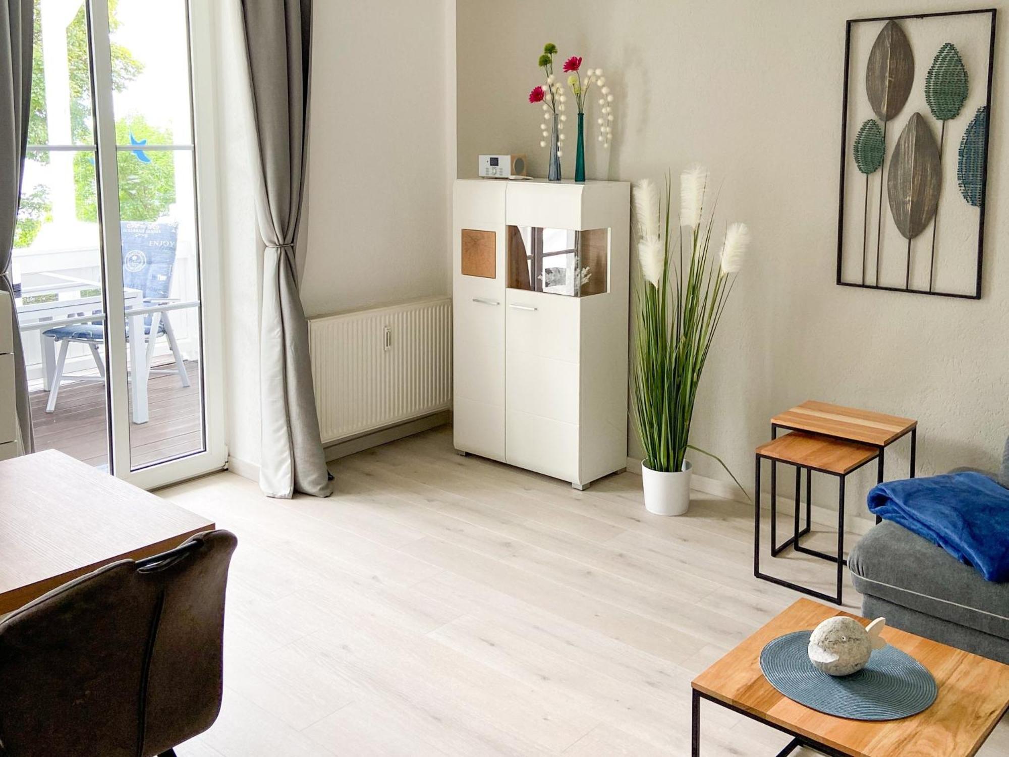 One-Bedroom Apartment,1532645095:JPEG