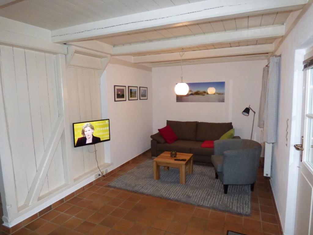 Holiday Home,1532963776:JPEG