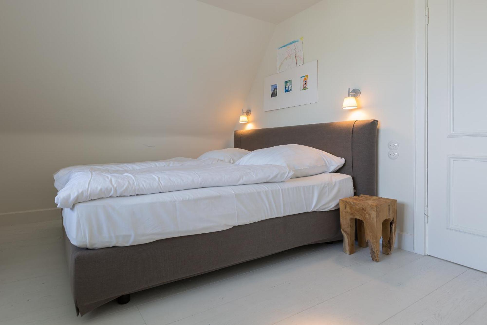 Holiday Home,1536961450:JPEG