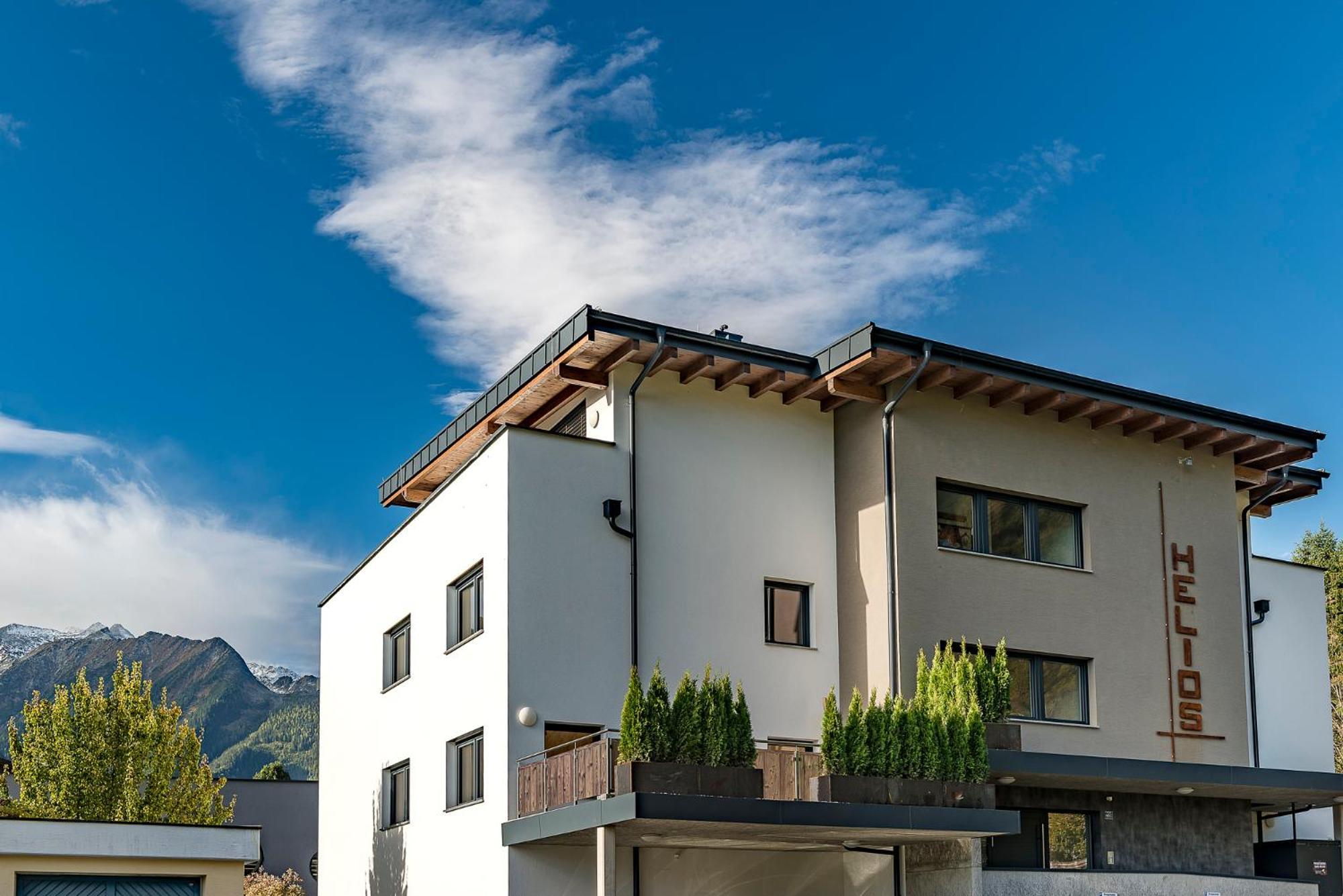 Four-Bedroom House,1537485721:JPEG