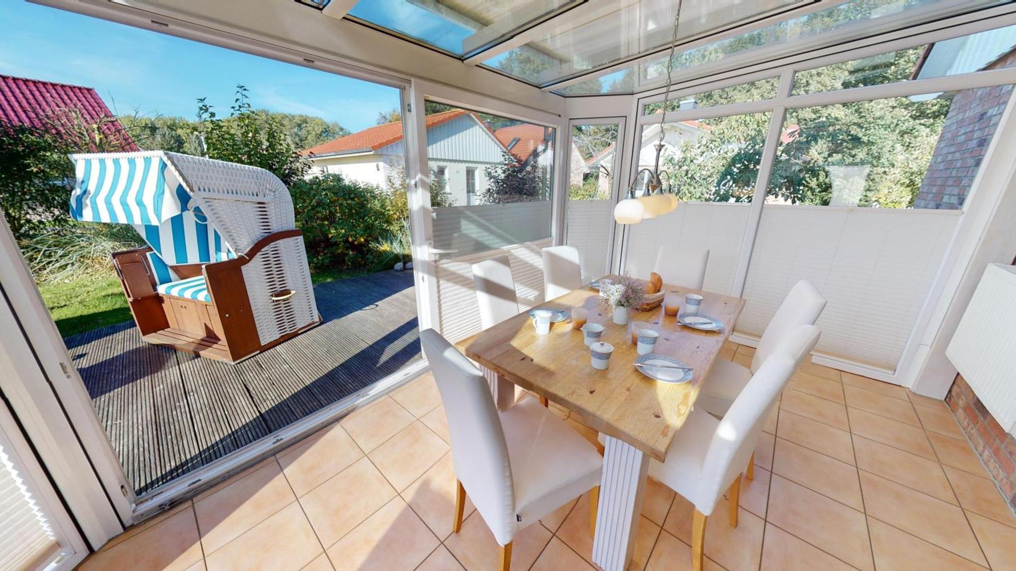 Holiday Home,1537932487:JPEG