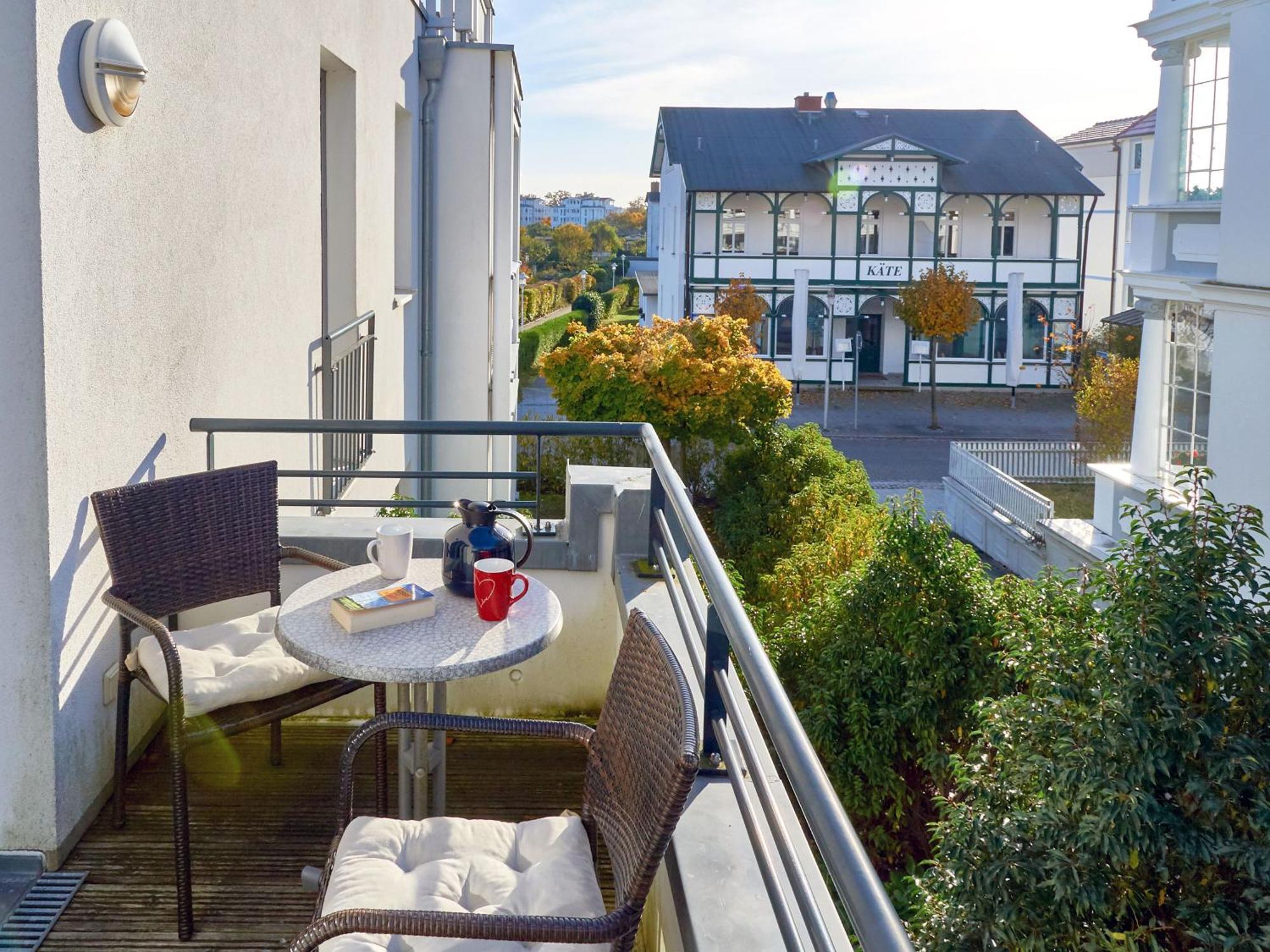 Apartment Balcony,1541517145:JPEG