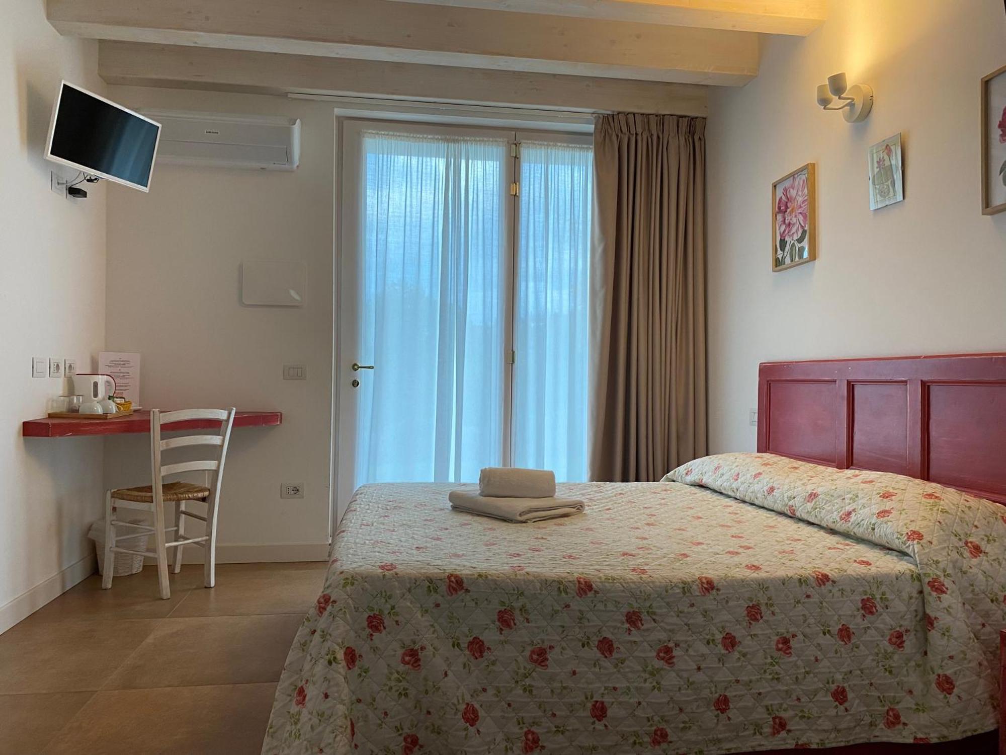 Double Room,1636765050:JPEG