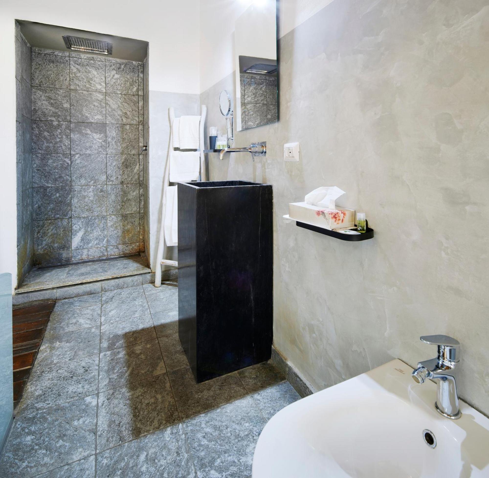 Junior Suite,1543042858:JPEG