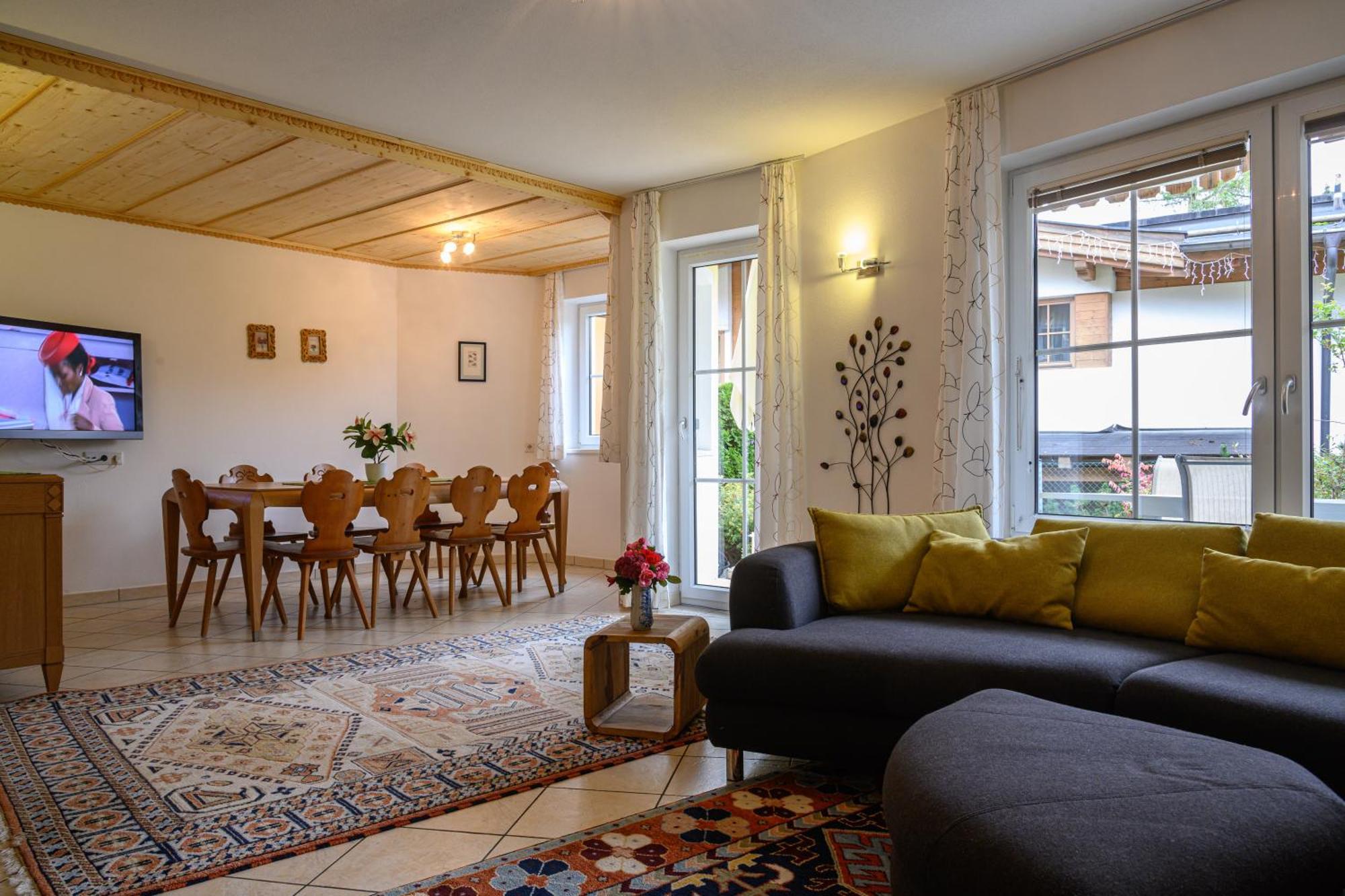 Four-Bedroom House,1583111635:JPEG