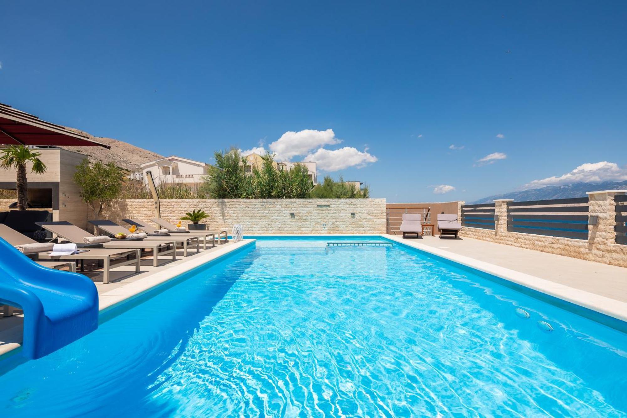 Villa Private Pool,1550846377:JPEG