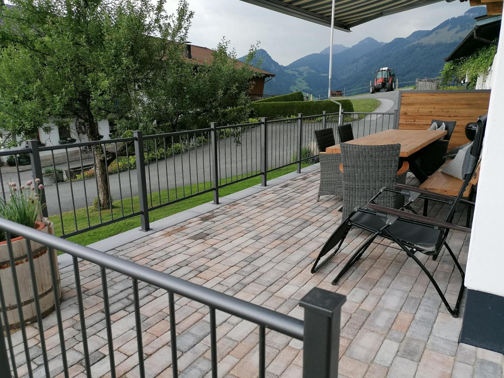 Chalet,1005971263:JPEG