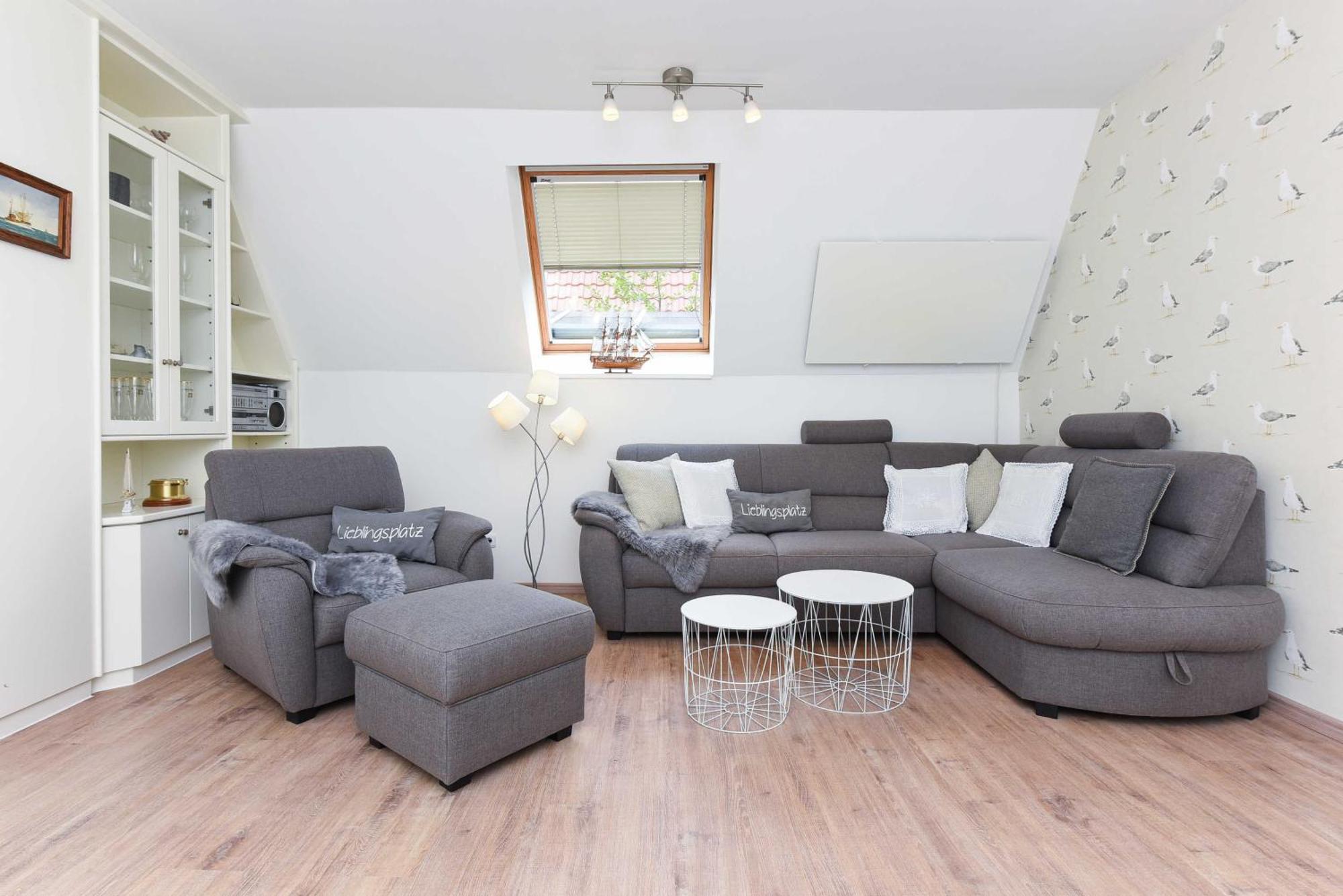 Two-Bedroom House,1553990695:JPEG