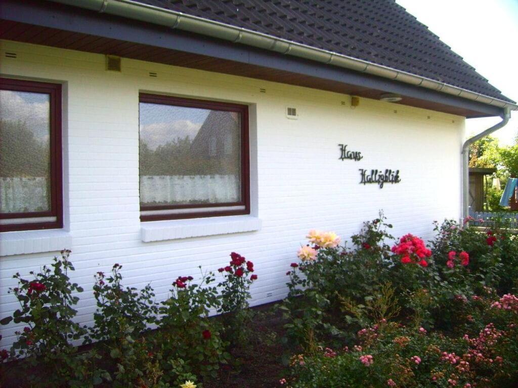 Two-Bedroom Holiday Home,1743812738:JPEG