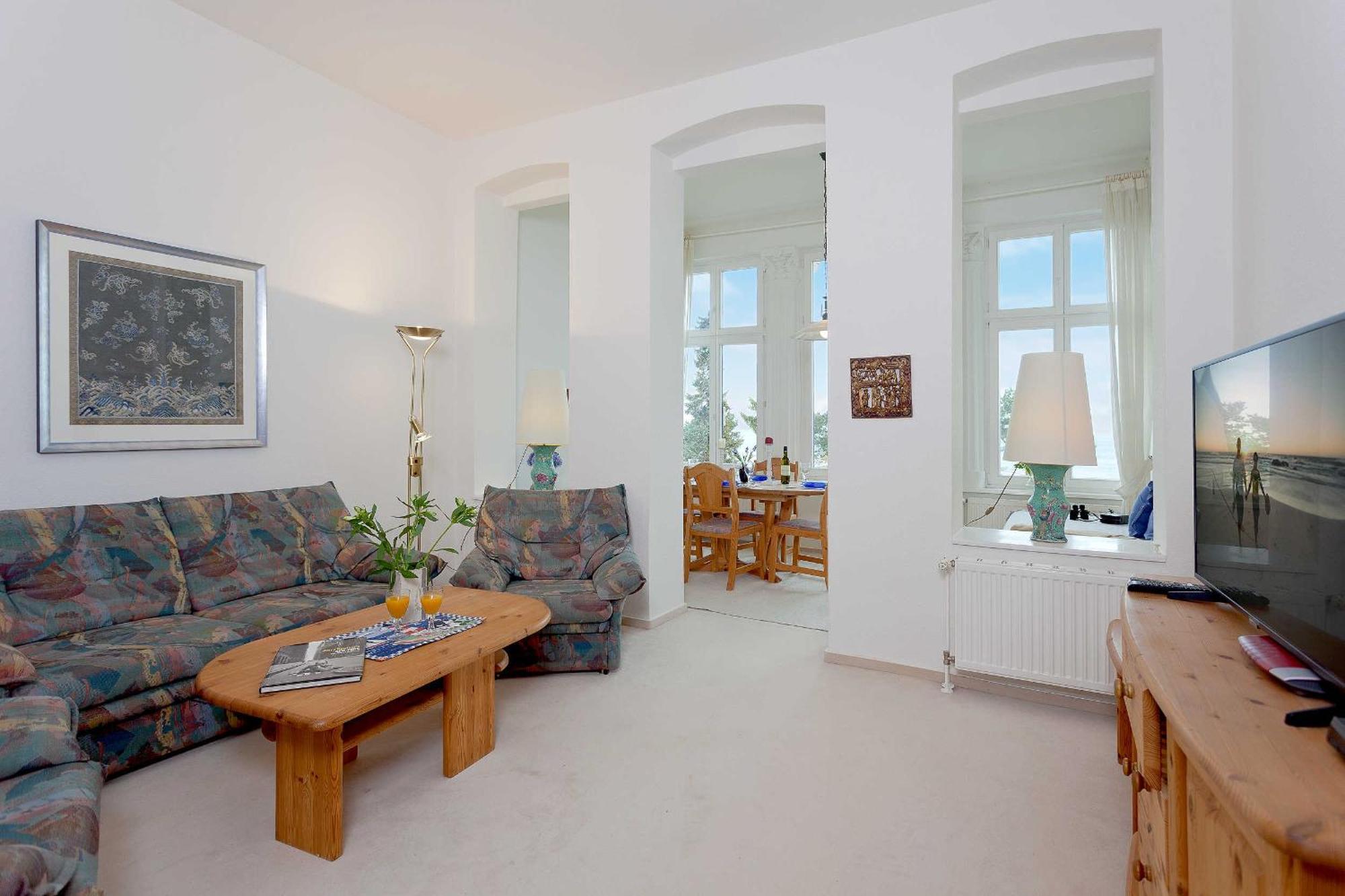 One-Bedroom Apartment,1578359555:JPEG