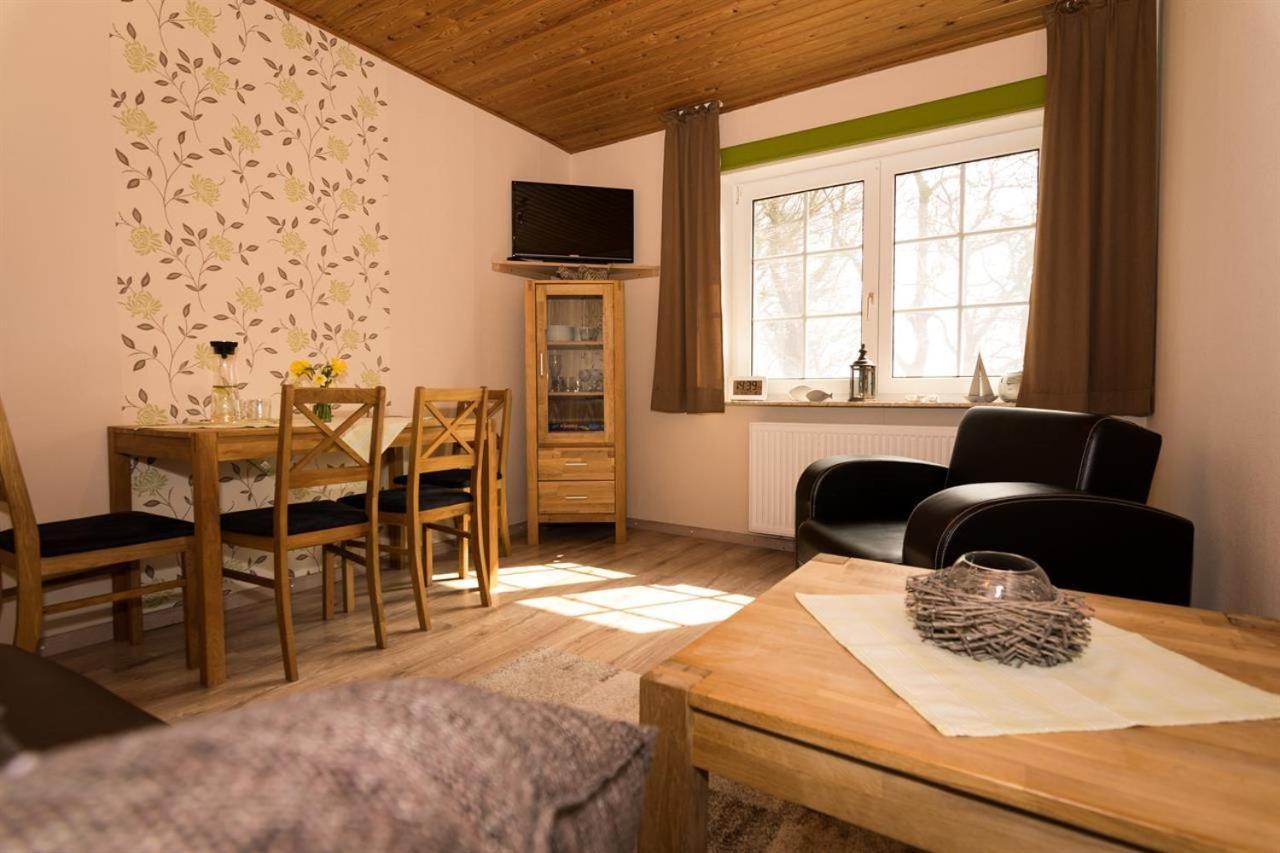 Apartment mit 2 Schlafzimmern und Dusche