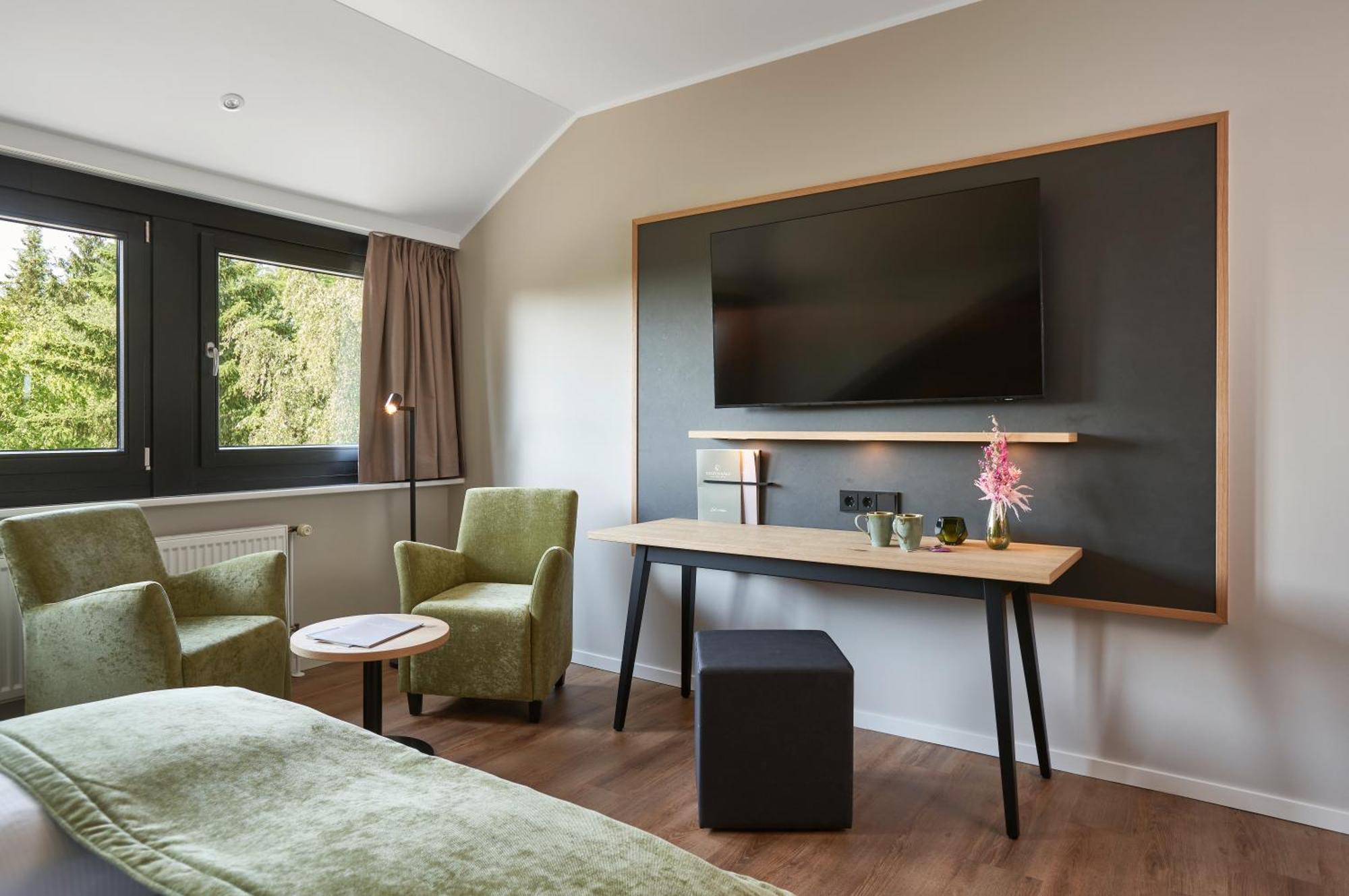 Deluxe Double or Twin Room