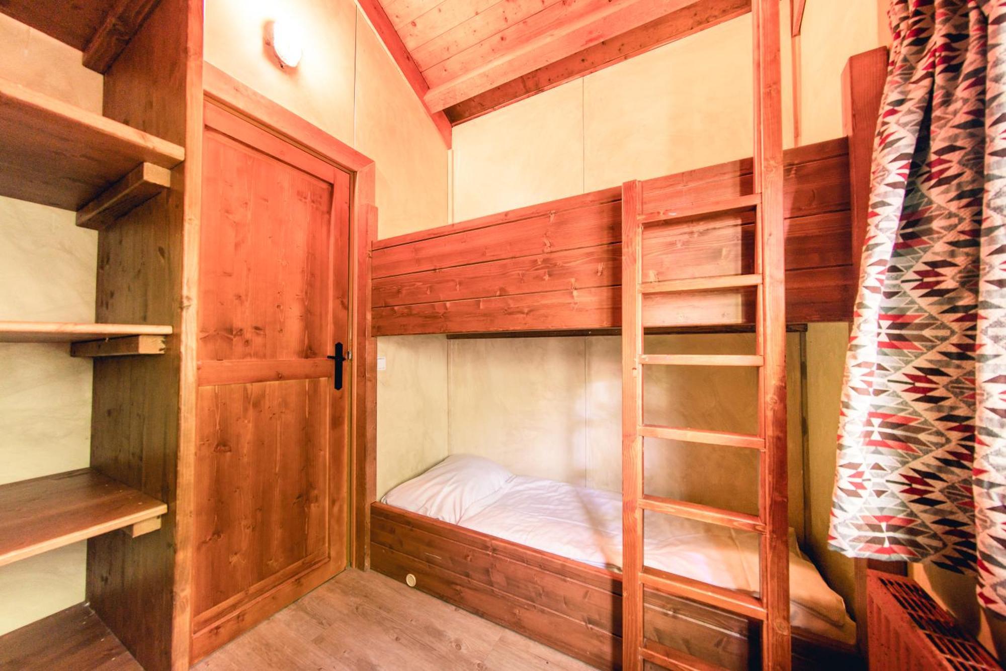 One-Bedroom Chalet,1583106242:JPEG