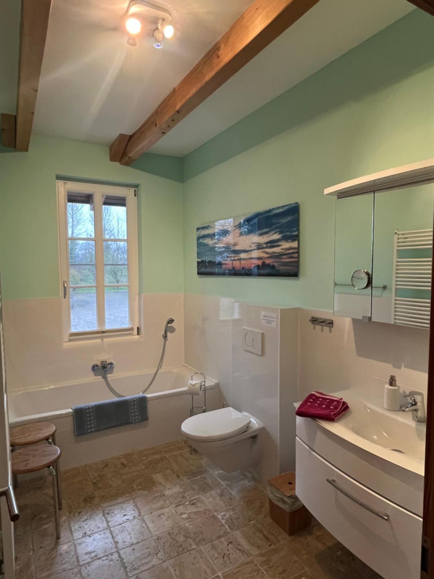 Three-Bedroom House,1588871220:JPEG