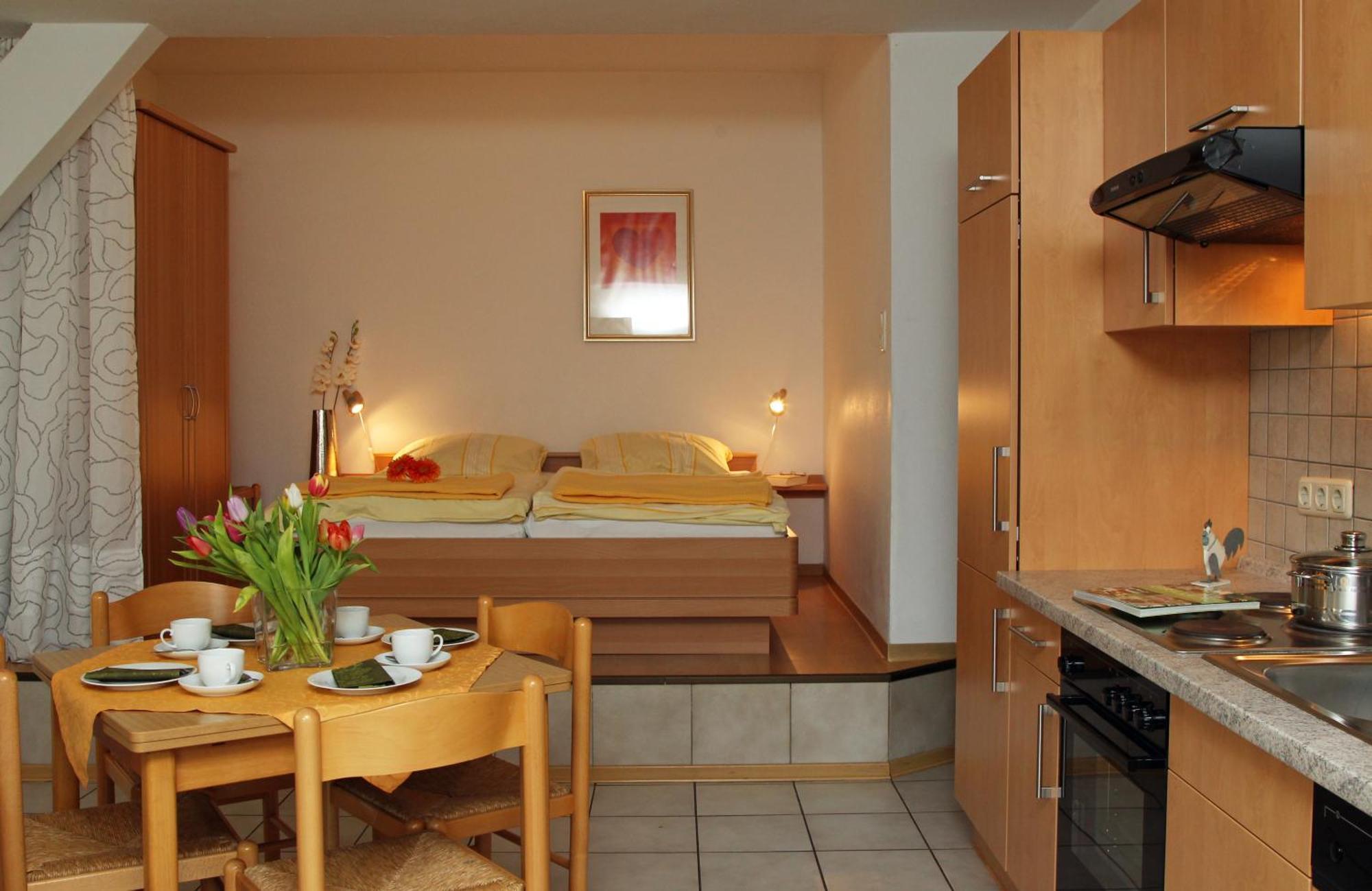 Comfort One-Bedroom Apartment 4,1589305026:JPEG