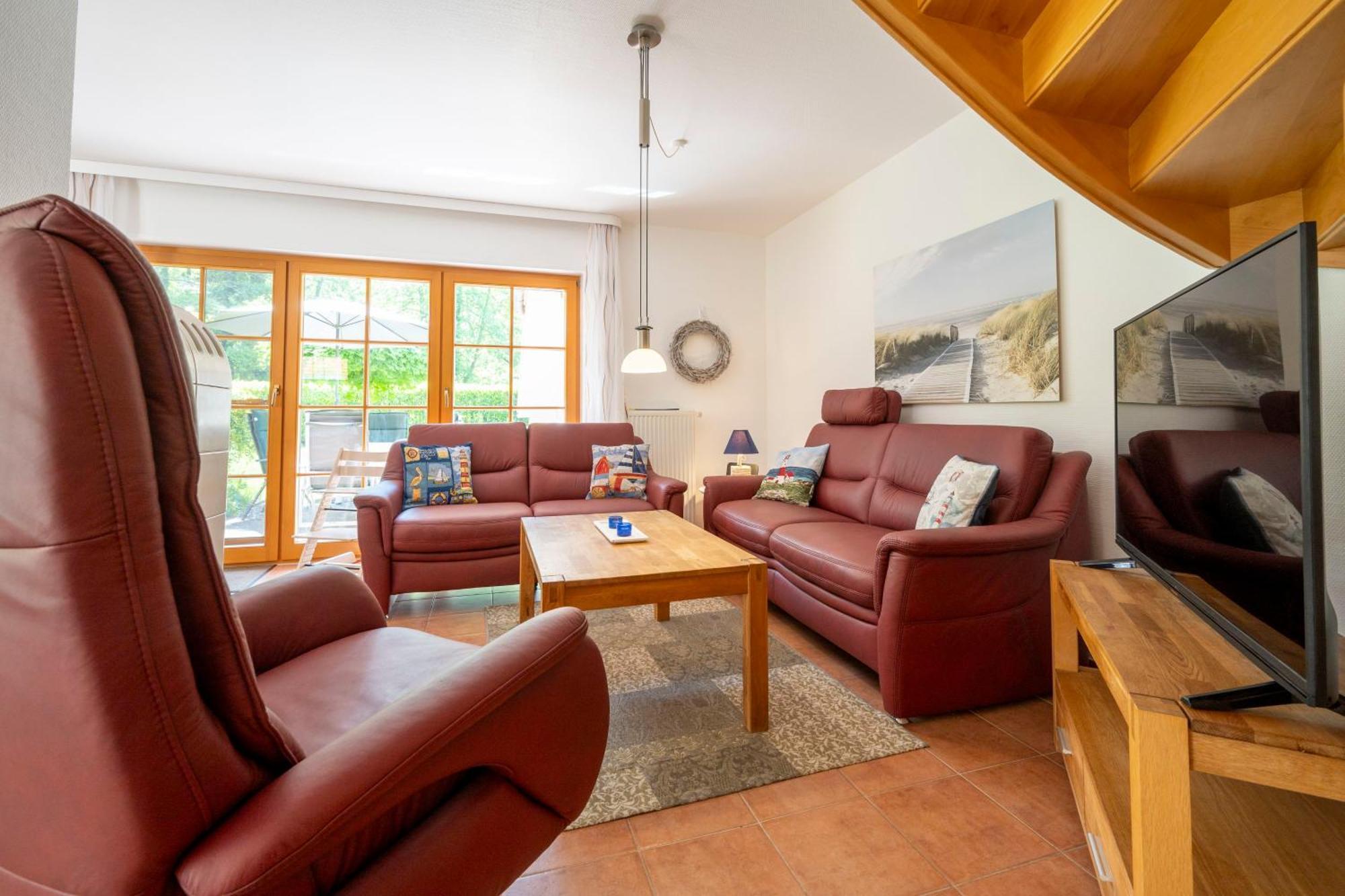 Holiday Home,1739674616:JPEG