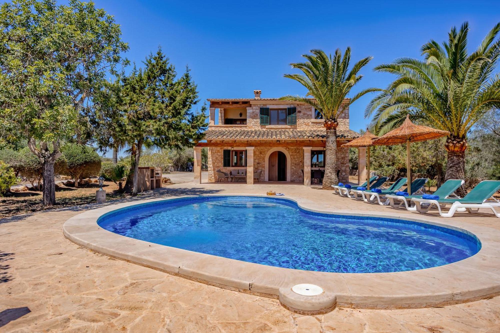 Three-Bedroom House,1591255992:JPEG