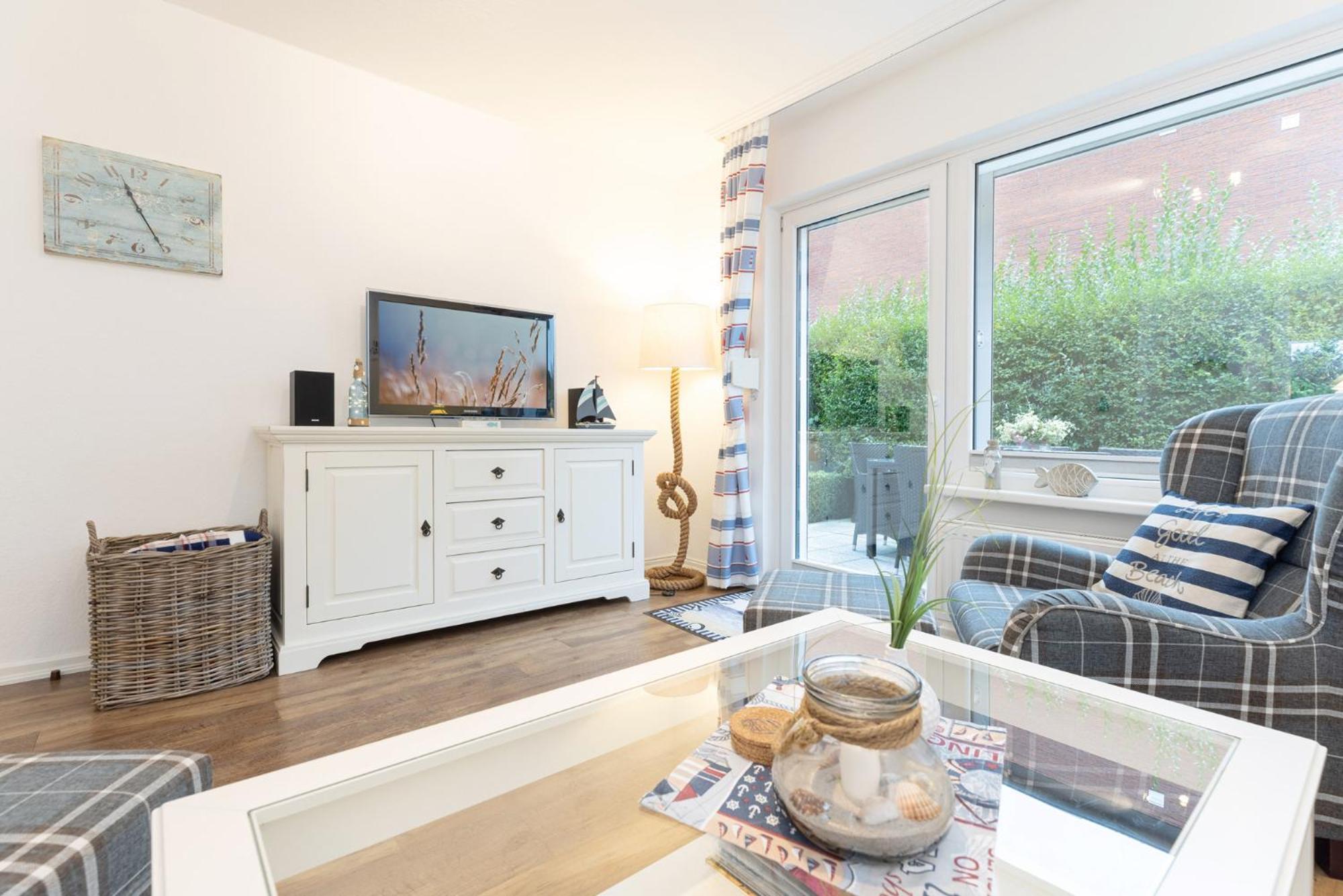 Holiday Home,1595537850:JPEG