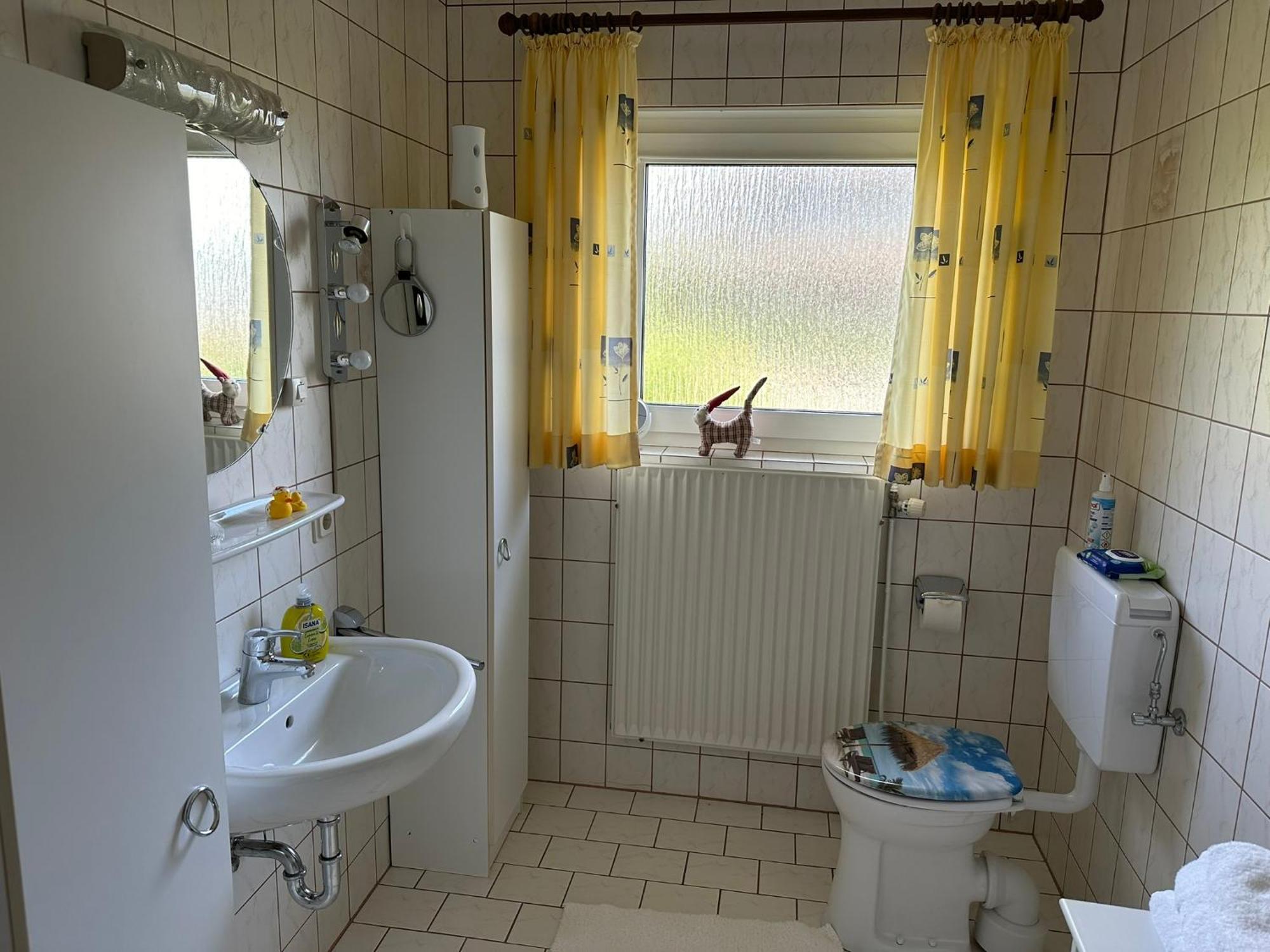 Three-Bedroom Holiday Home,1596559750:JPEG