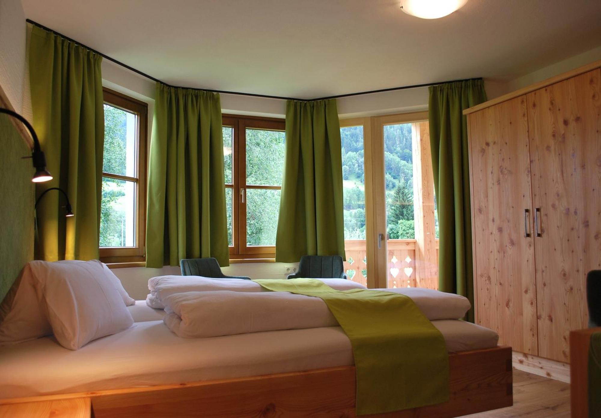 Double Room Mountain View,1601713064:JPEG