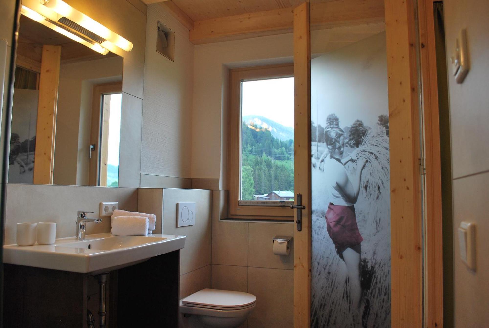 Two-Bedroom Apartment,1601715645:JPEG