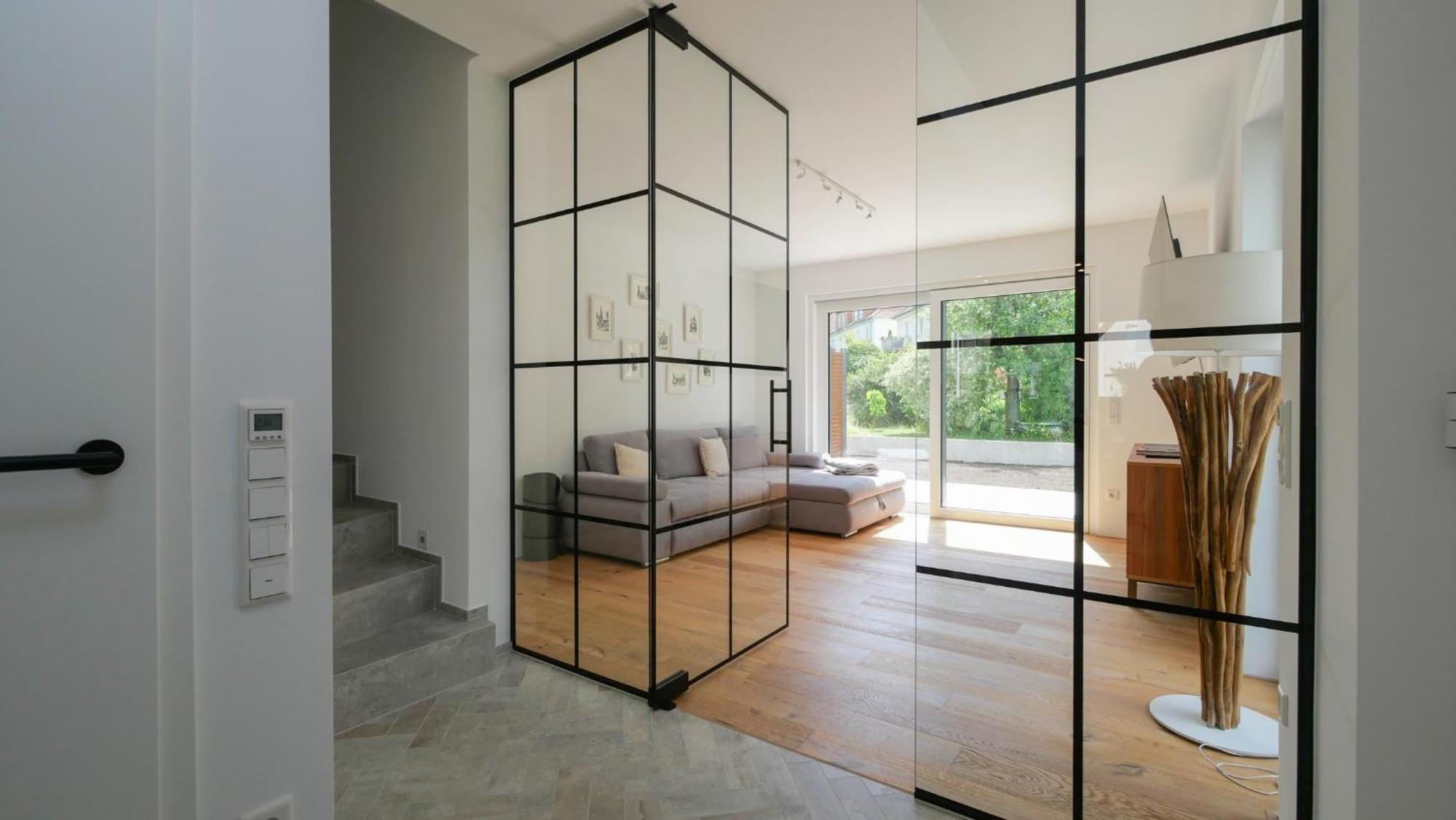 Three-Bedroom House,1603878460:JPEG