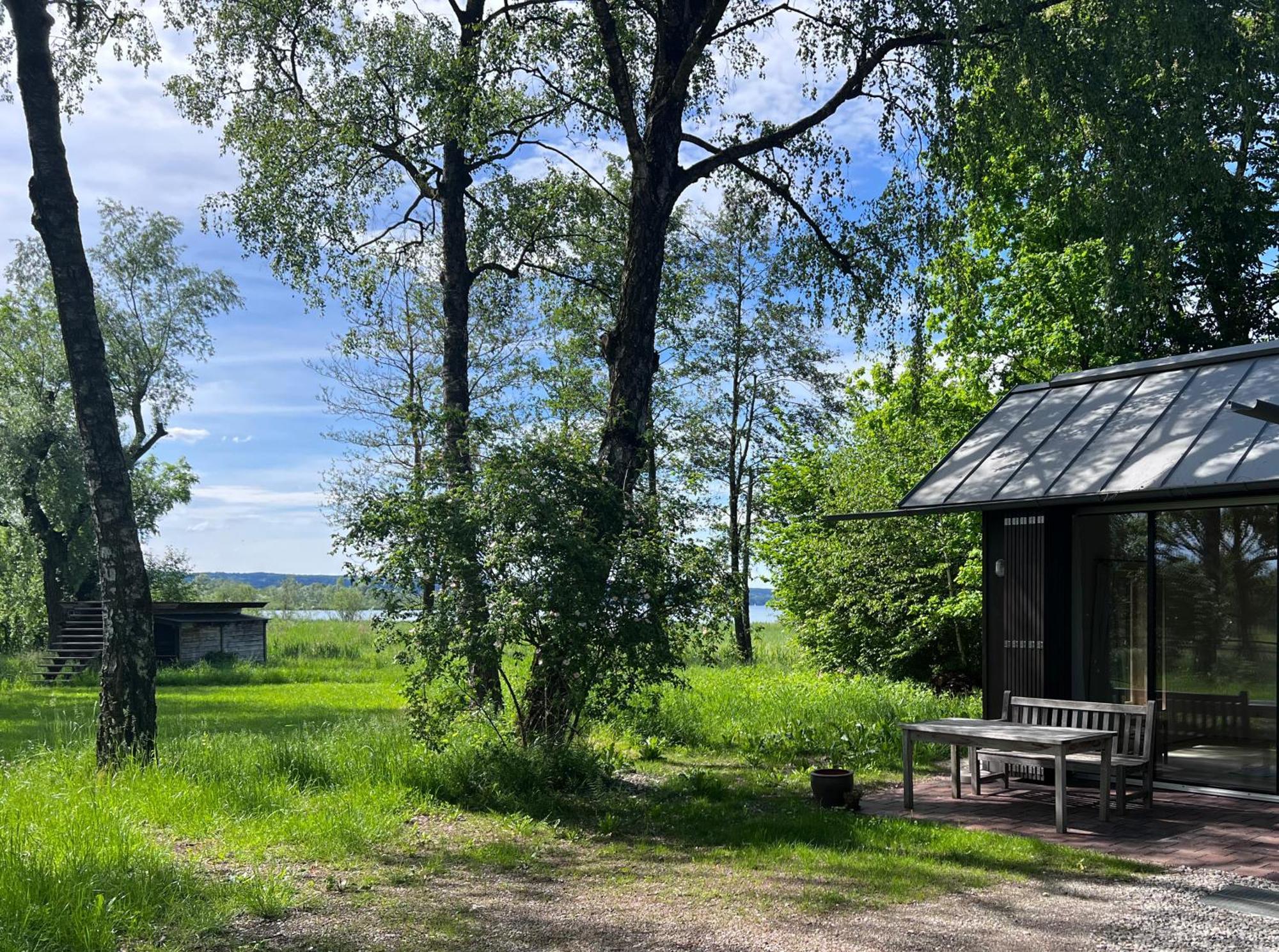 Holiday Home,1604613087:JPEG