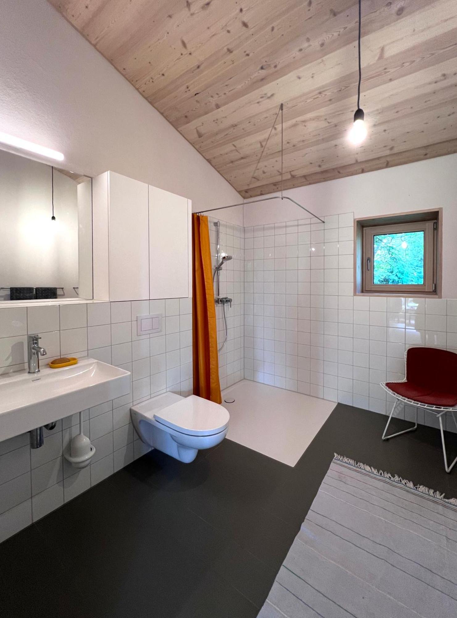 Holiday Home,1604613151:JPEG