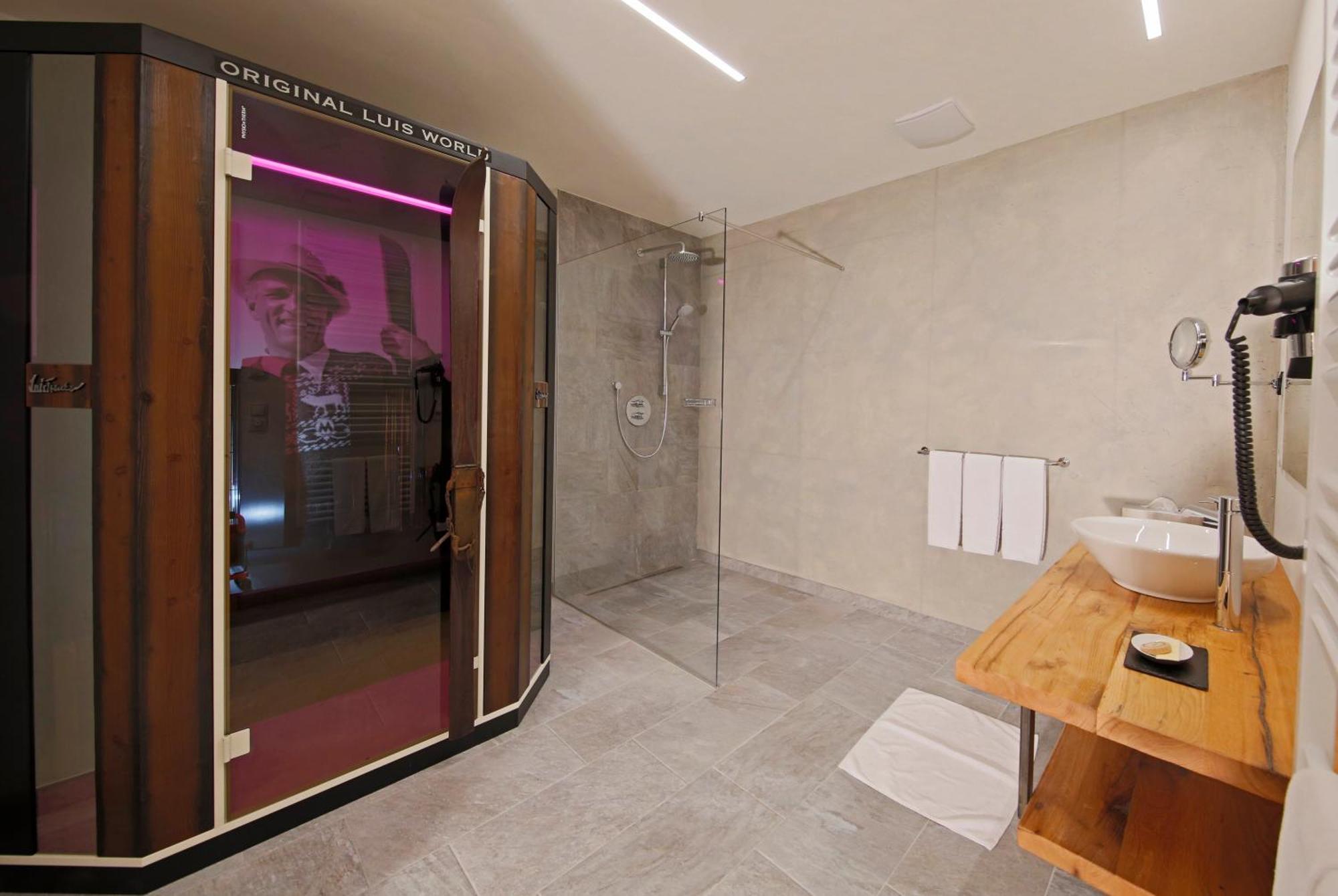 Two-Bedroom Apartment,1606610724:JPEG